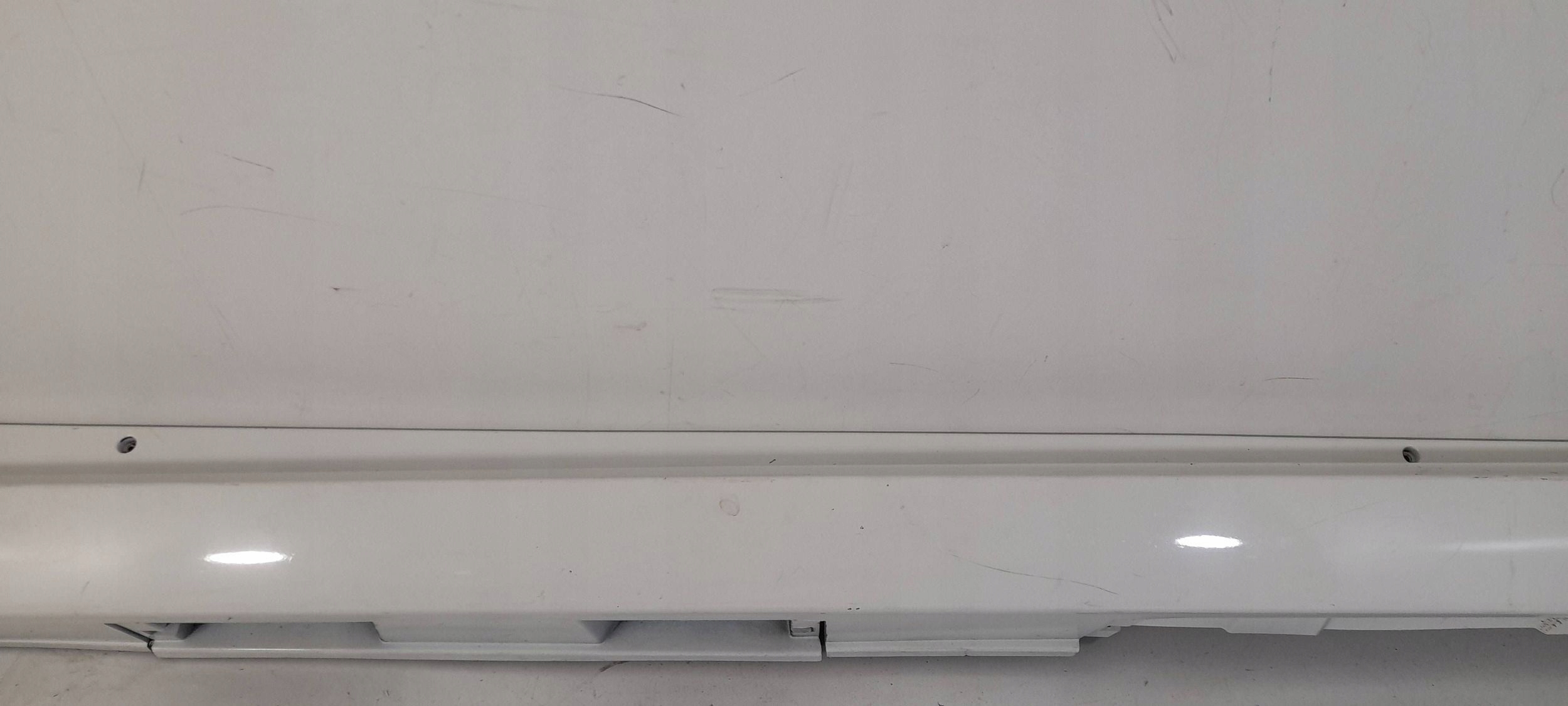 Toyota Avensis T27 moulding threshold left 7586005010 (LS73)