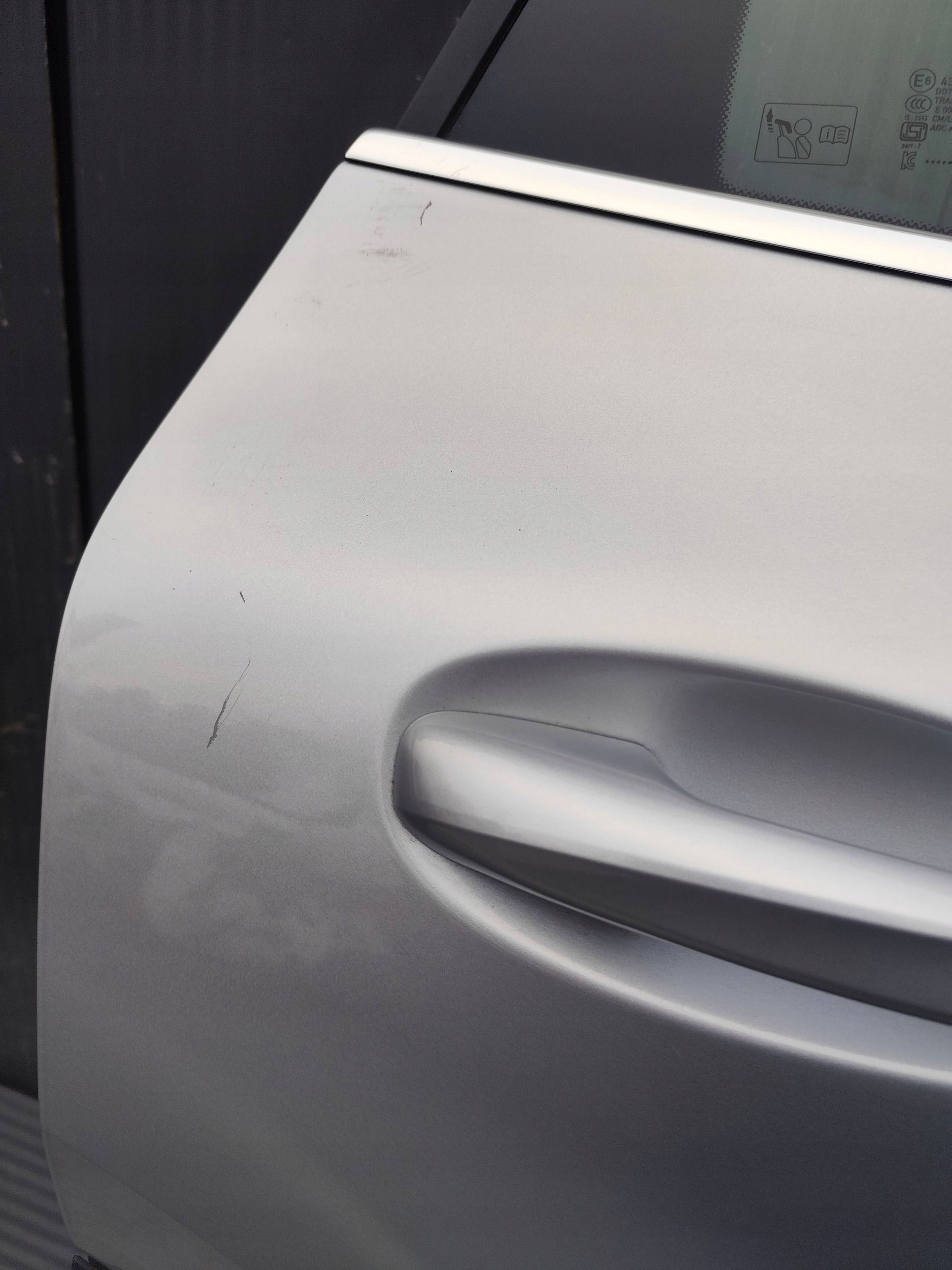 MERCEDES GLA 247 door rear. right complete