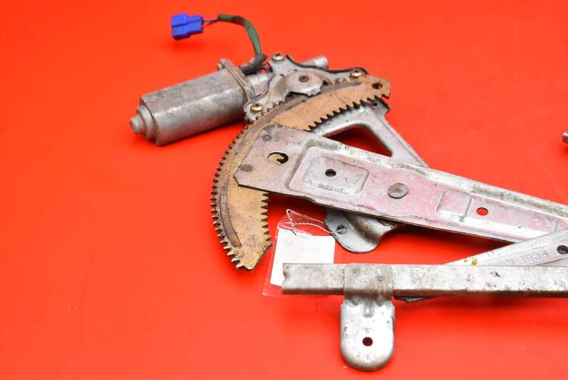window regulator right front EU SUBARU FORESTER 1 and 97-00