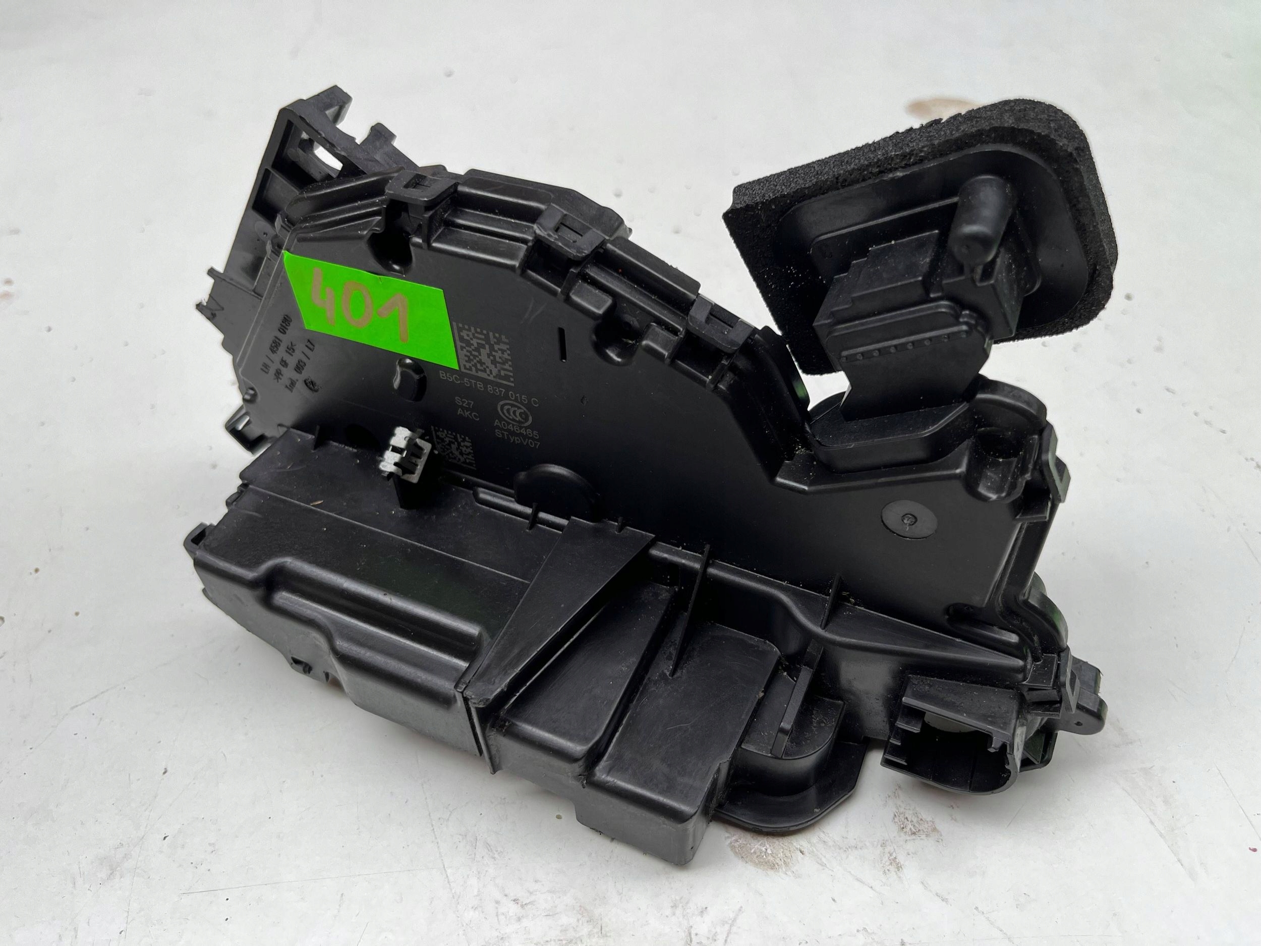VOLKSWAGEN SEAT SKODA lock door left front 5TB837015C @M