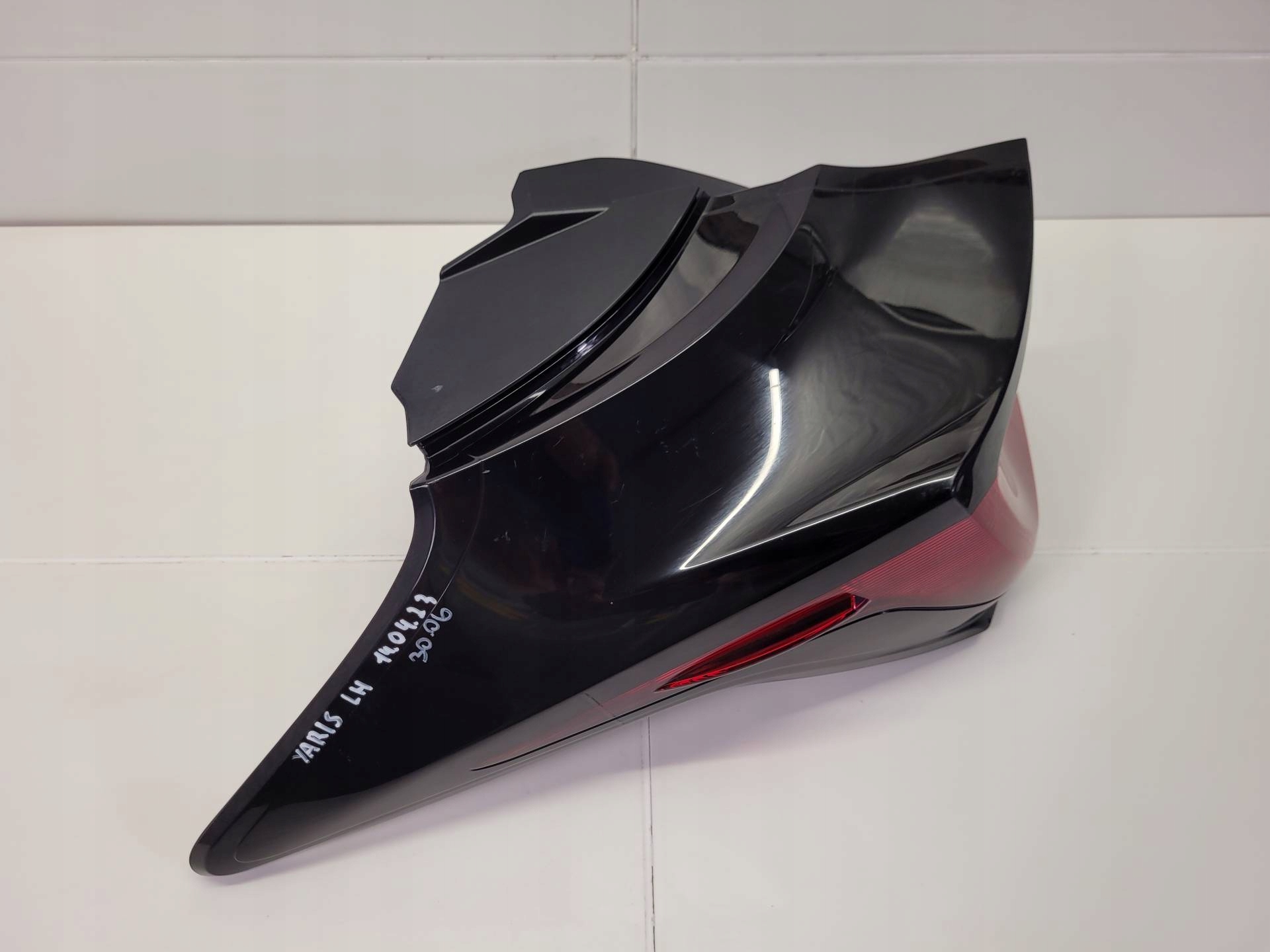 light rear left side Toyota Yaris XP130 2nd facelift 2018 81561-K0030