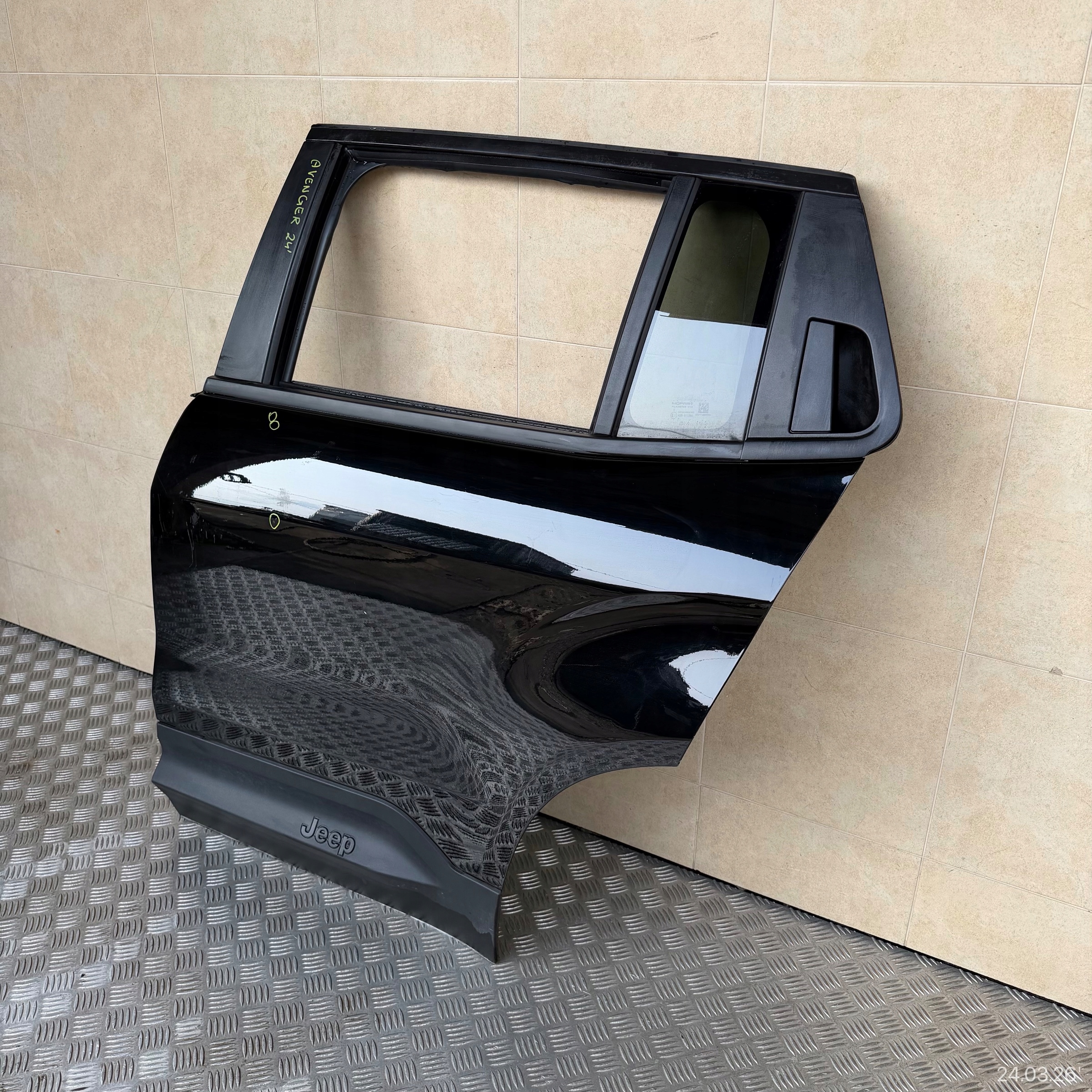 door complete rear. left JEEP AVENGER 2024 ROK