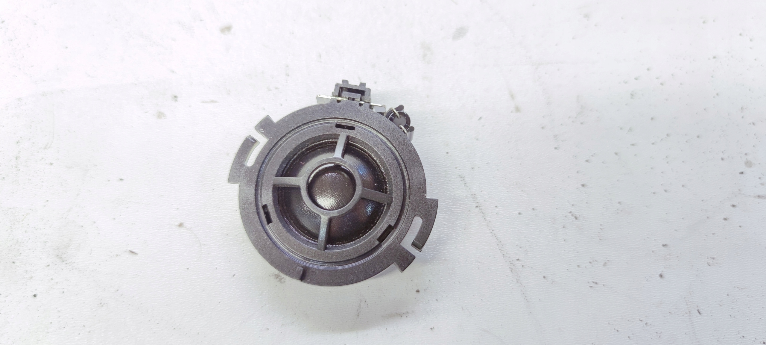 speaker door front rear part AUDI A4 B9 A5 8W5035399A