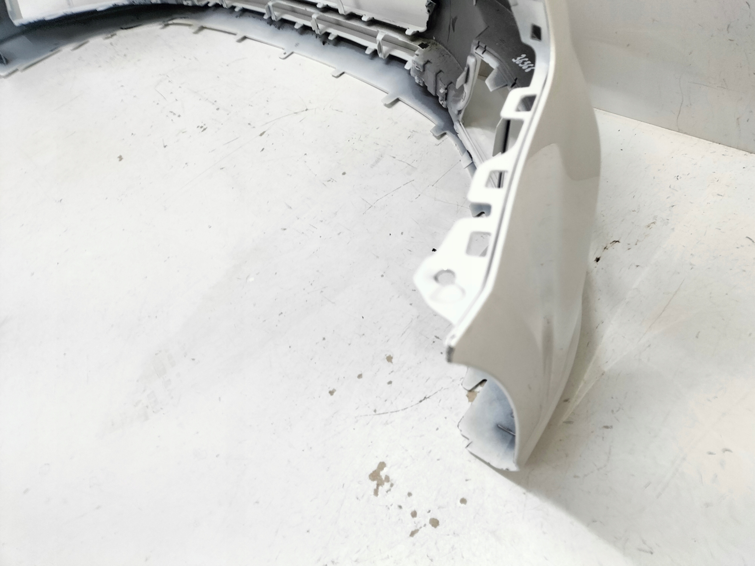 FRONTSTOSSSTANGE VORNE AUDI A3 8V LIFT 16- HB