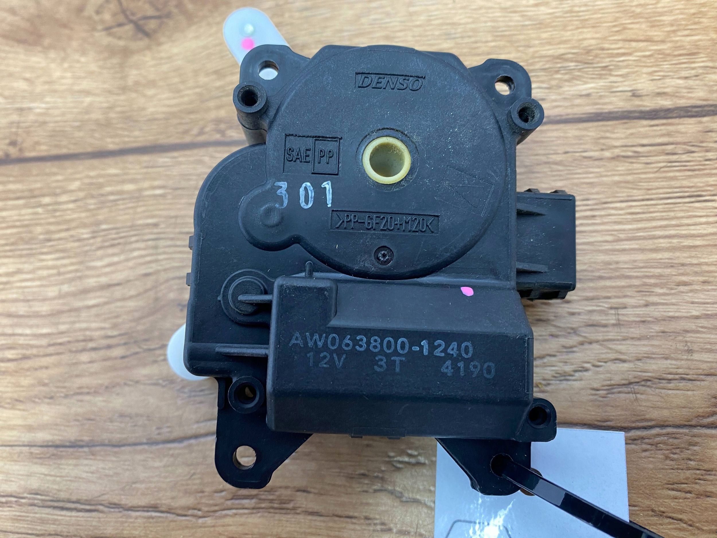 Micro moteur klap Bouches buses Bloc de chauffage complet Cadillac CTS III 2014+