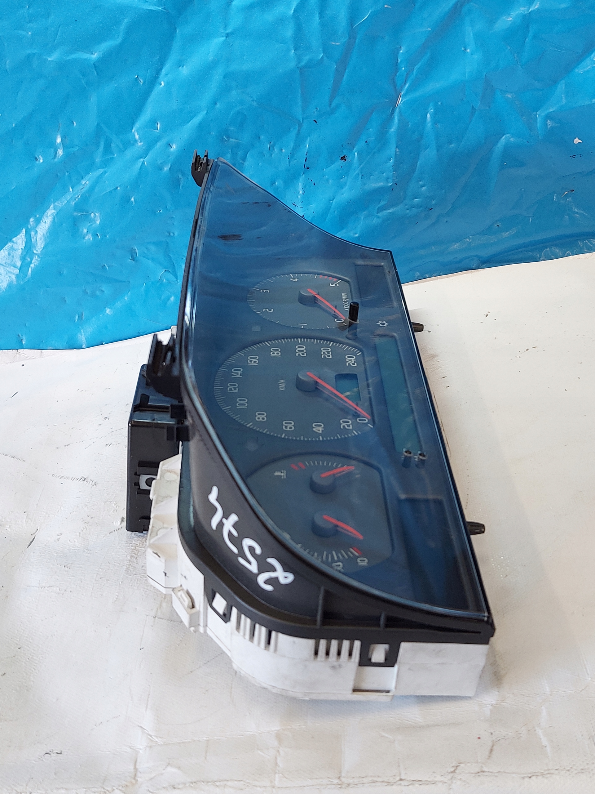 dials clock VOLVO V70 and 2.5 TDI 9472523