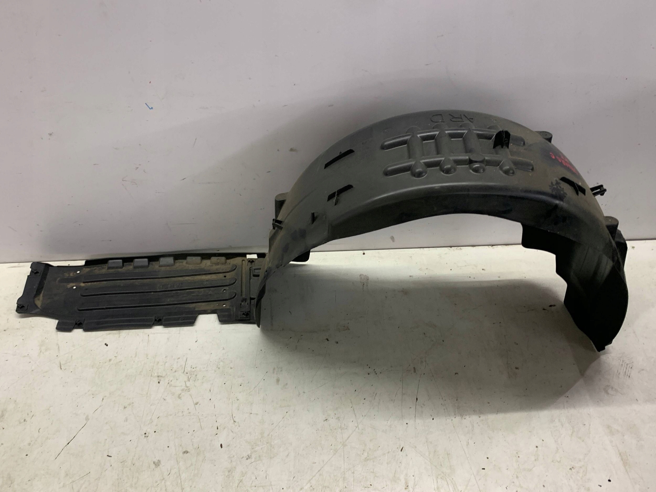 mudguard right rear part right rear. 9857657580 OPEL VIVARO C (2019-) JUMPY PROACE