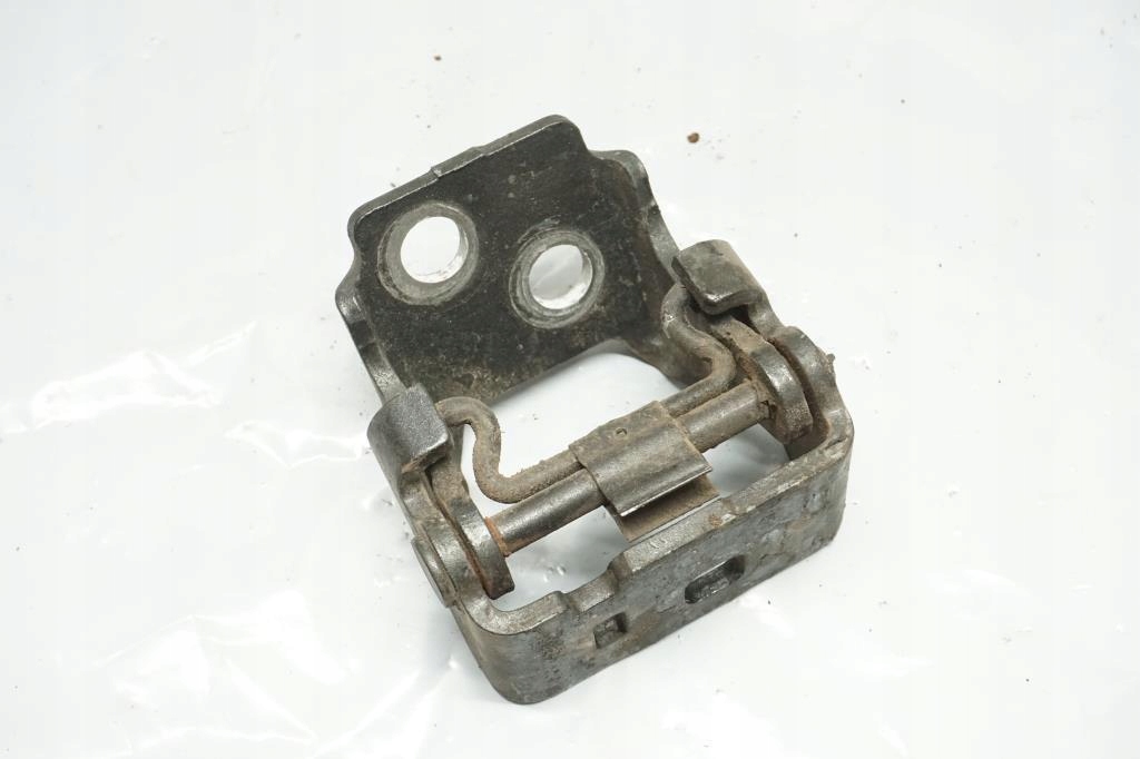 ZAWIAS DRZWI PRAWY PRZOD PEUGEOT 207 3D Installation side right