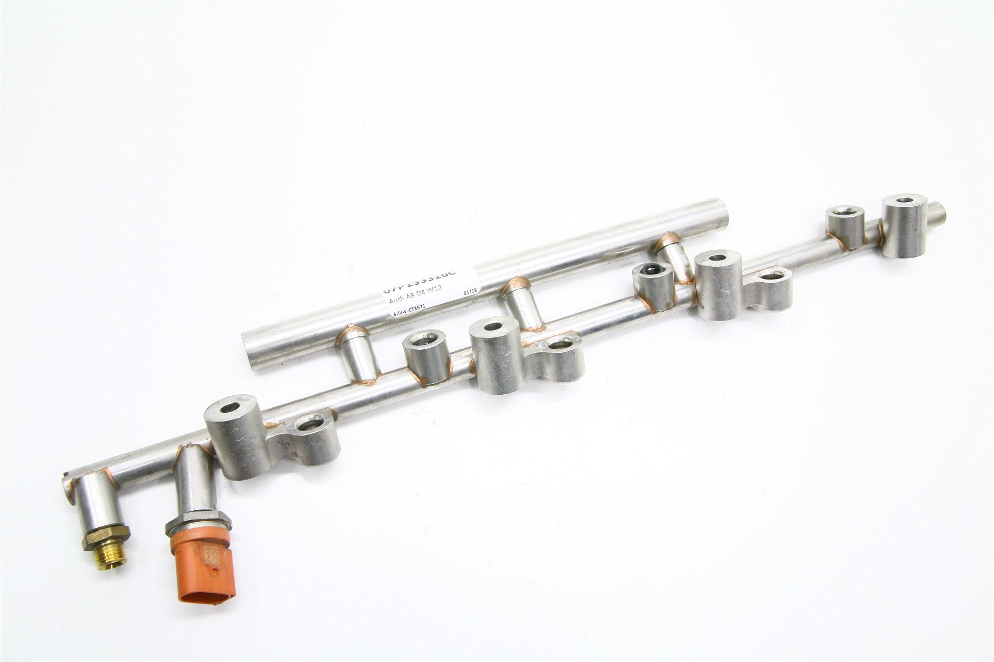 ORG LISTWA WTRYSKOWA AUDI A8 4H 07P133316C