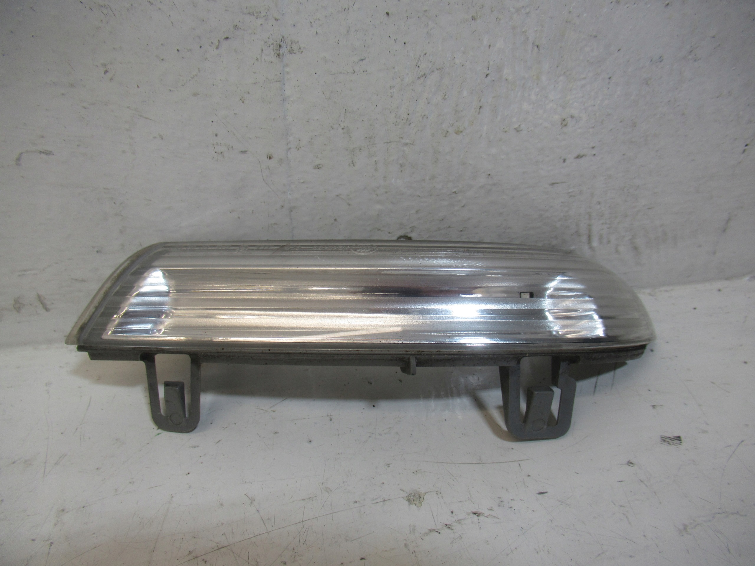 indicator right front VOLKSWAGEN PASSAT B6