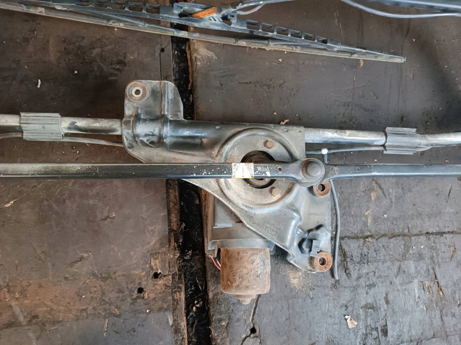wiper mechanism + mini motor front RENAULT PREMIUM