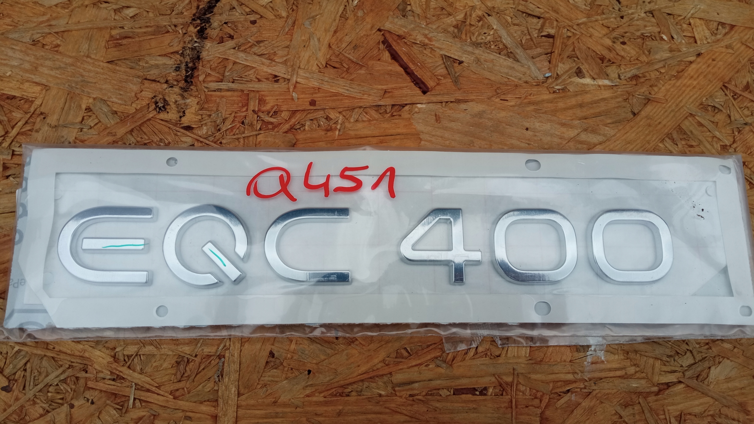 MERCEDES EQC W293 19- EMBLEMAT ZNACZEK TYLNEJ KLAPY EQC400 A2938170200