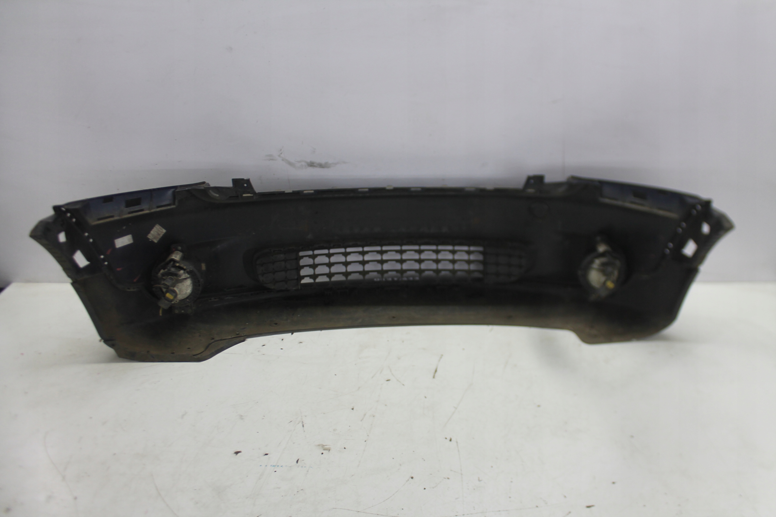 bumper front front MINI COUNTRYMAN R60 of wheels. B13 10-14