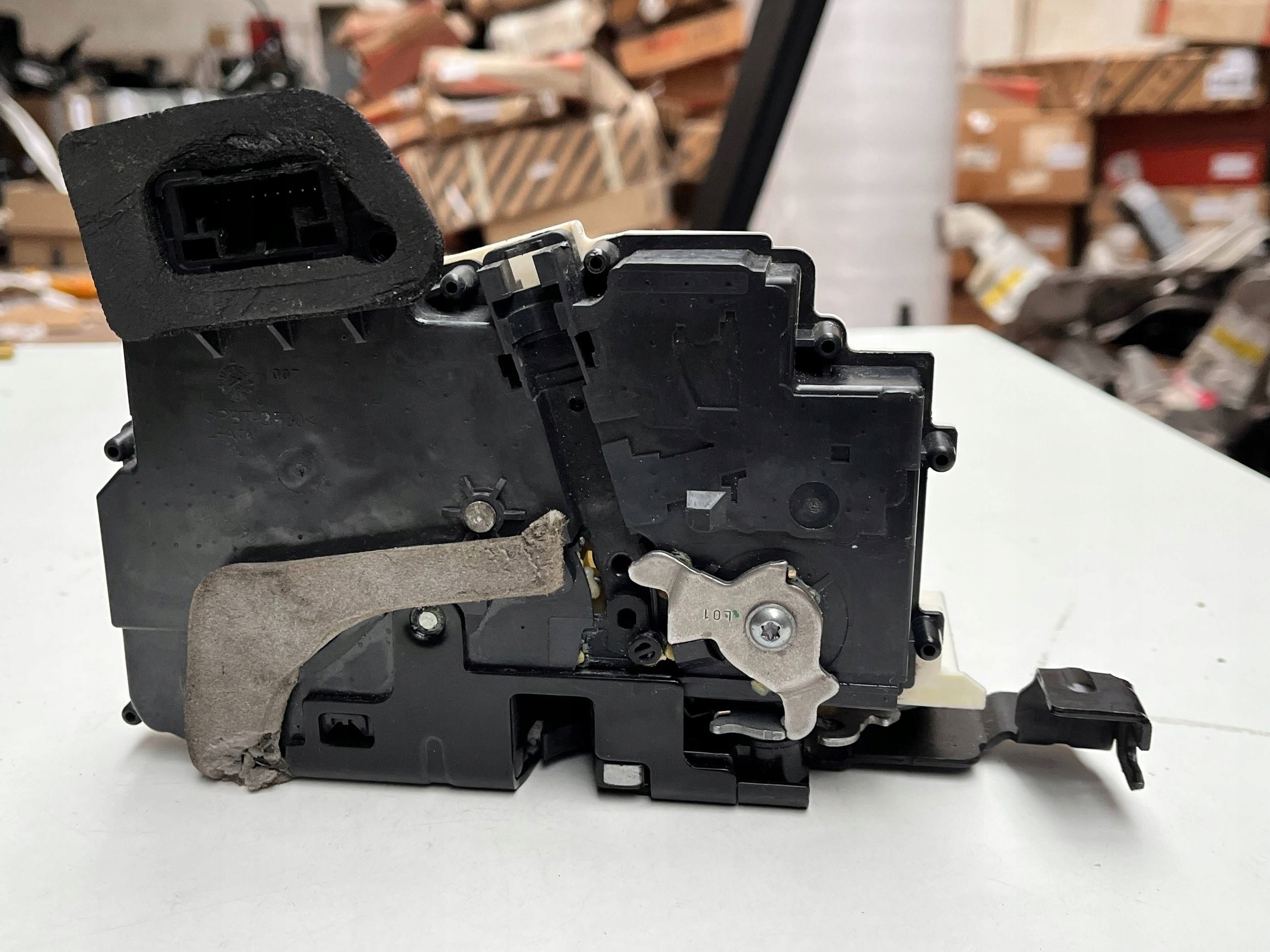 lock door przednich Audi A6 S6 C8 4K 4K1837015K !J