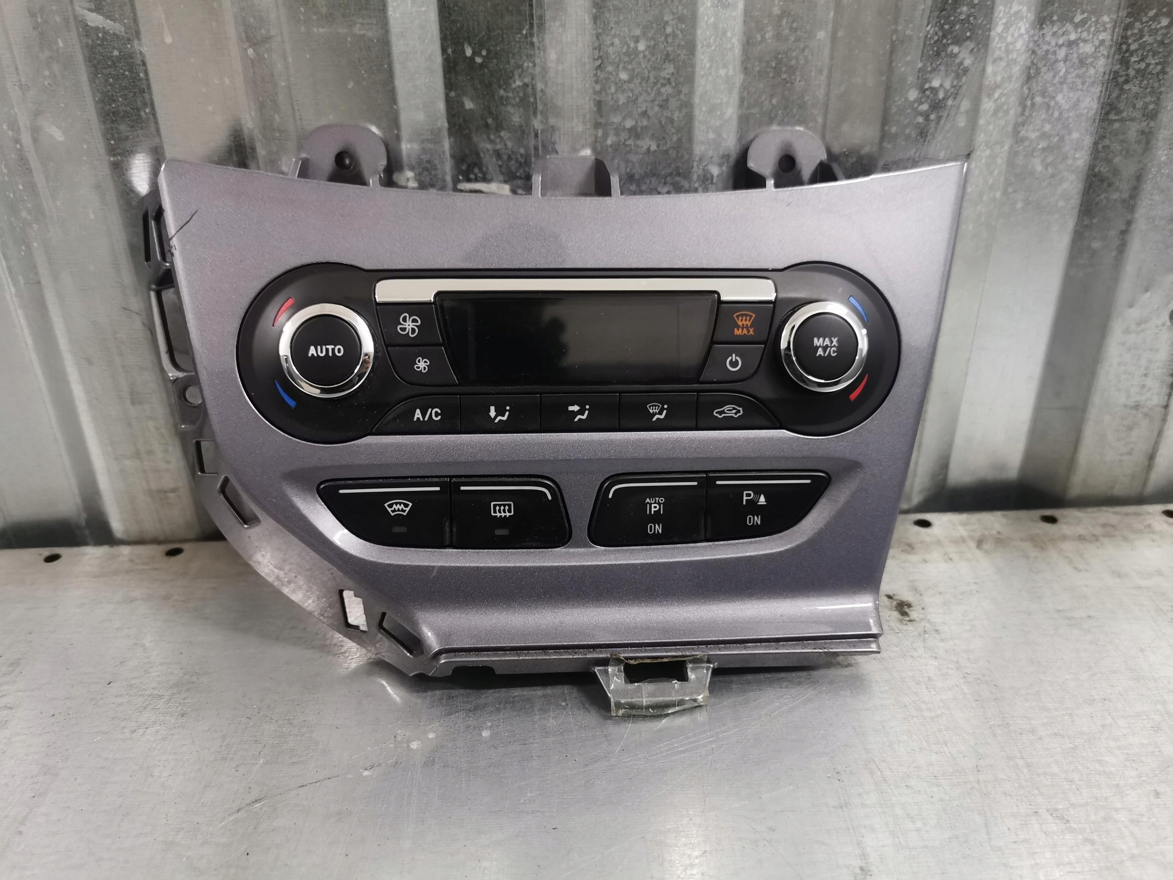 COMANDI CLIMA FORD FOCUS MK3 BM5T-18C612-CL