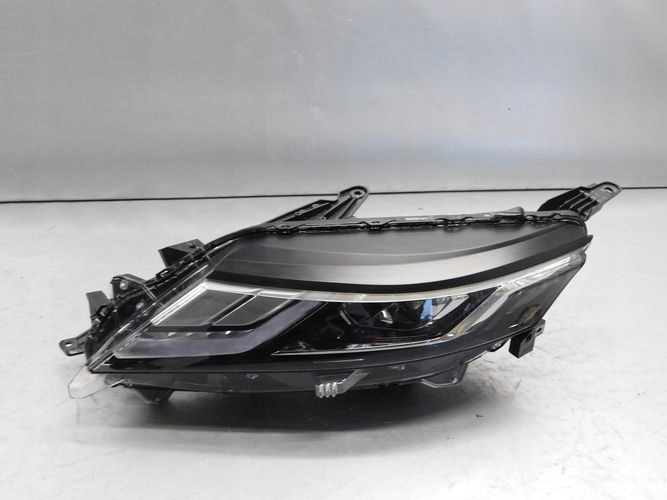 MITSUBISHI L200 FULL LED 19- reflektor left