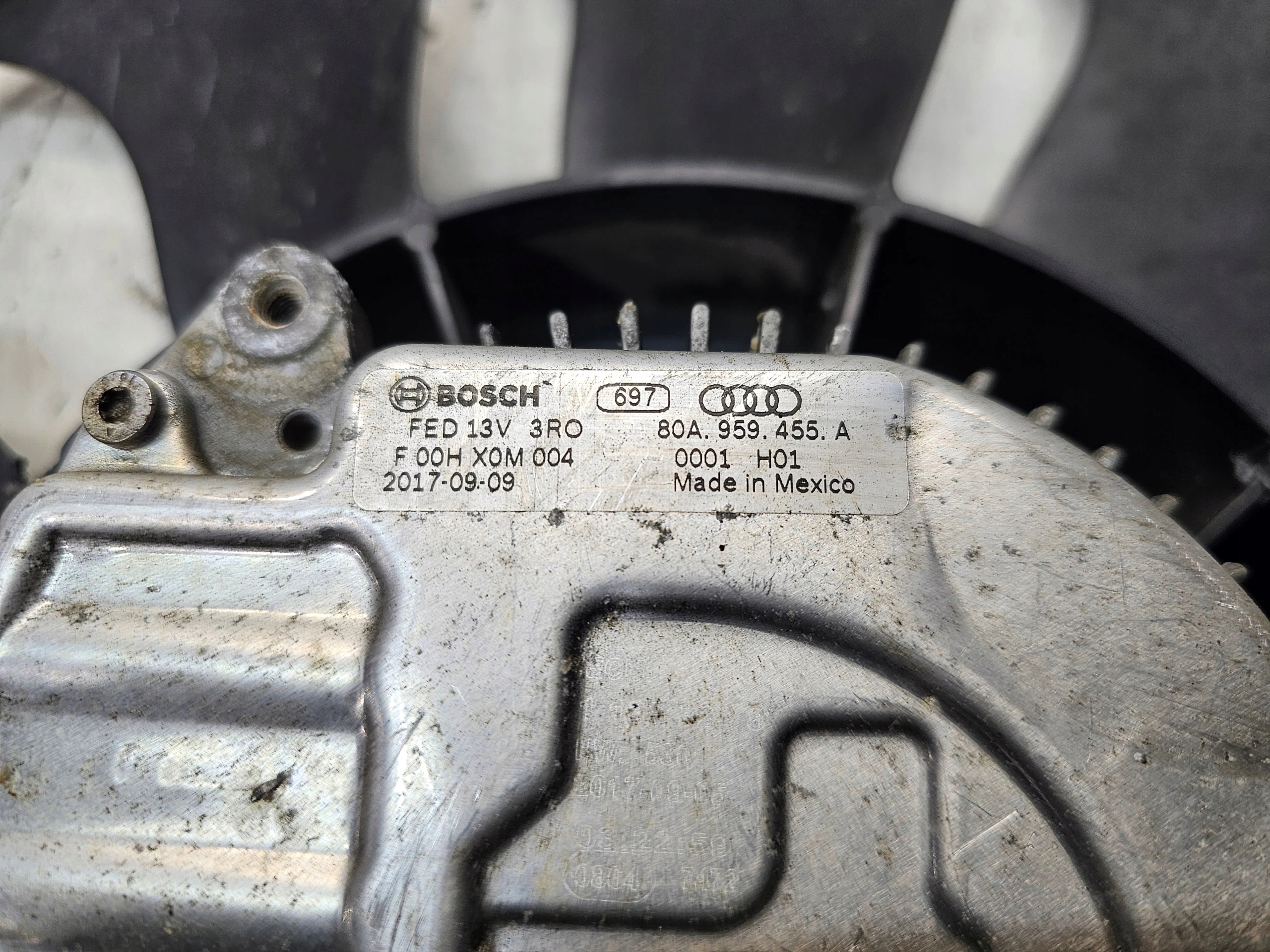 ventilátor chladiče AUDI Q5 FY 80A959455A