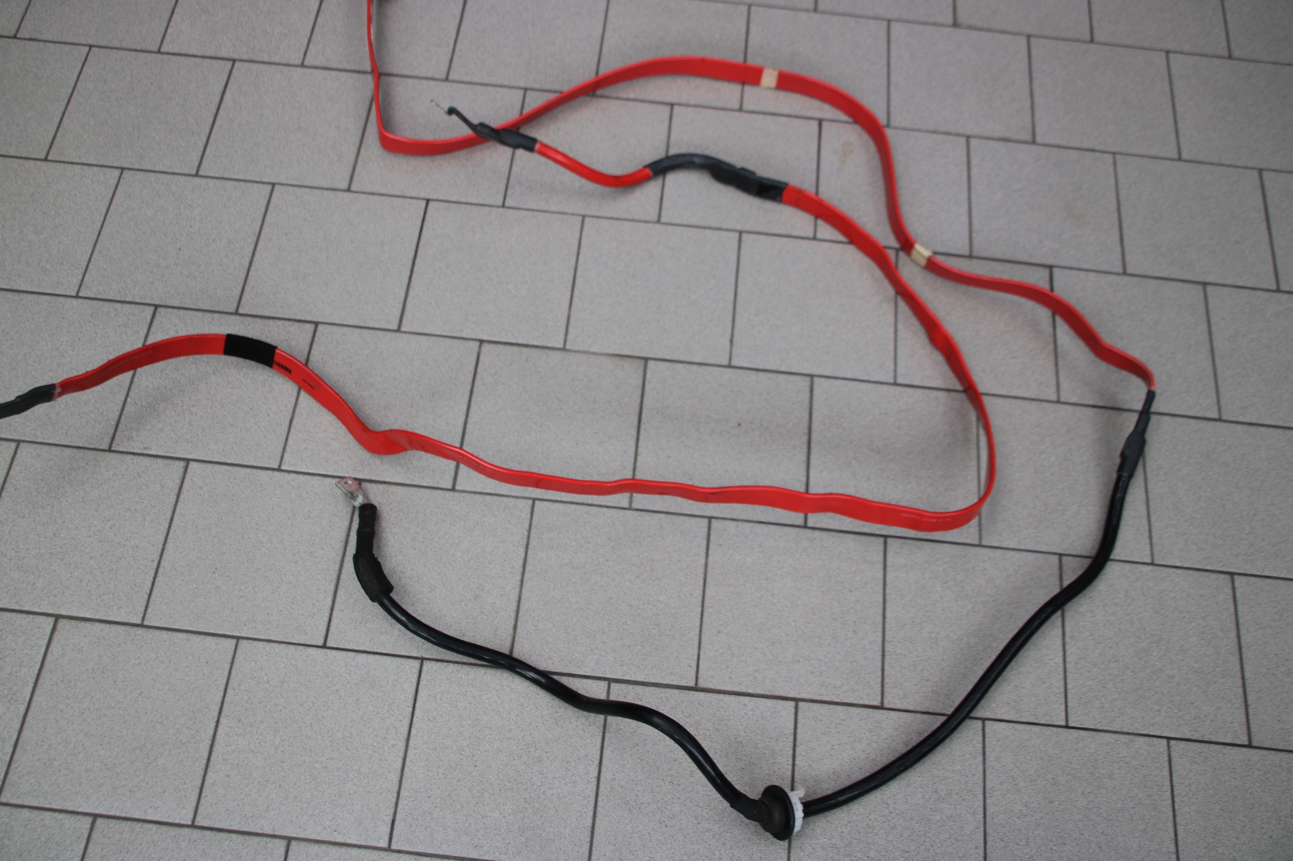 AUDI A8 D4 4H KABEL cable battery PLUSOWY 4H0971225B