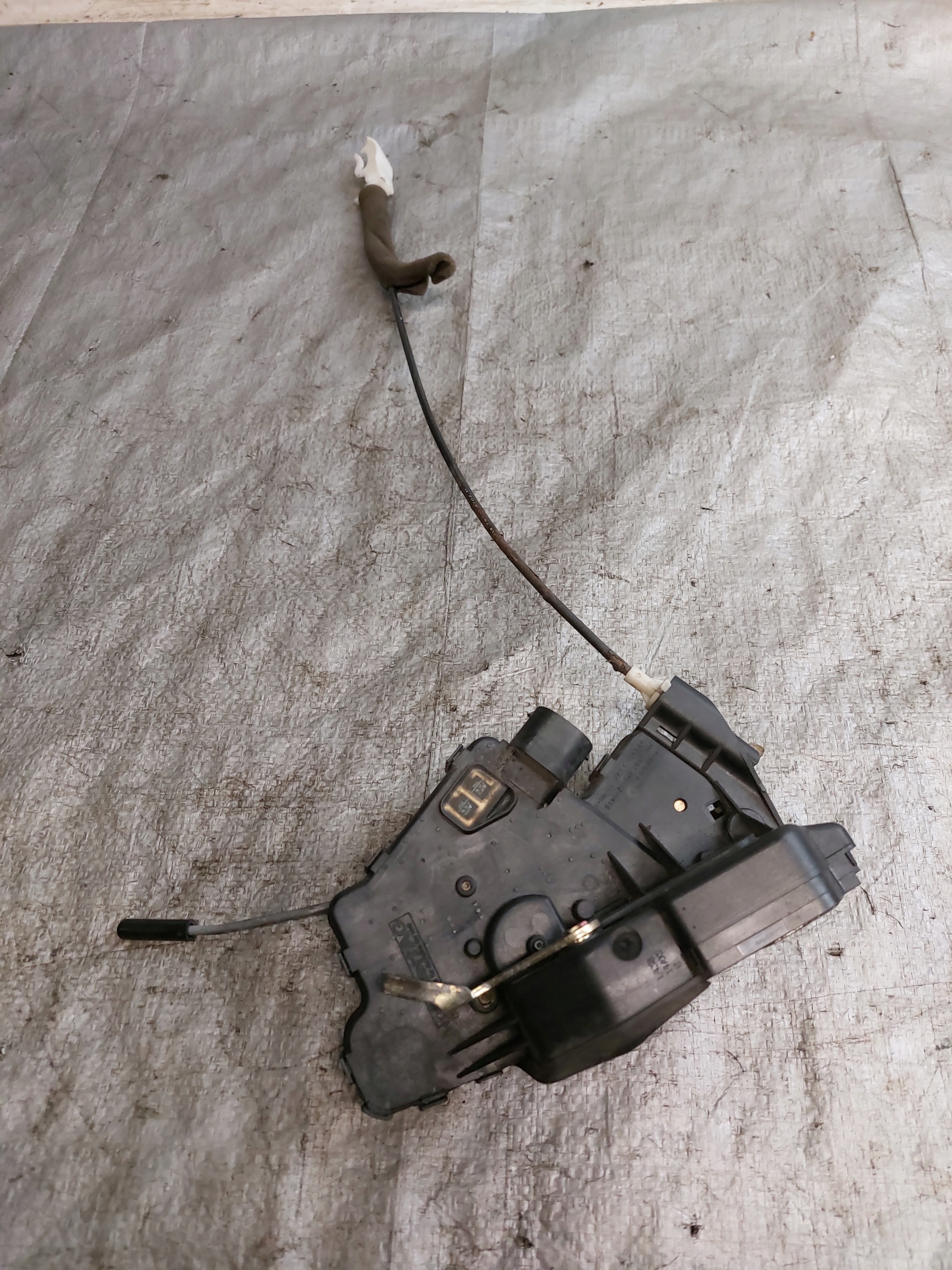 lock door right front BMW E46 sedan 7PIN