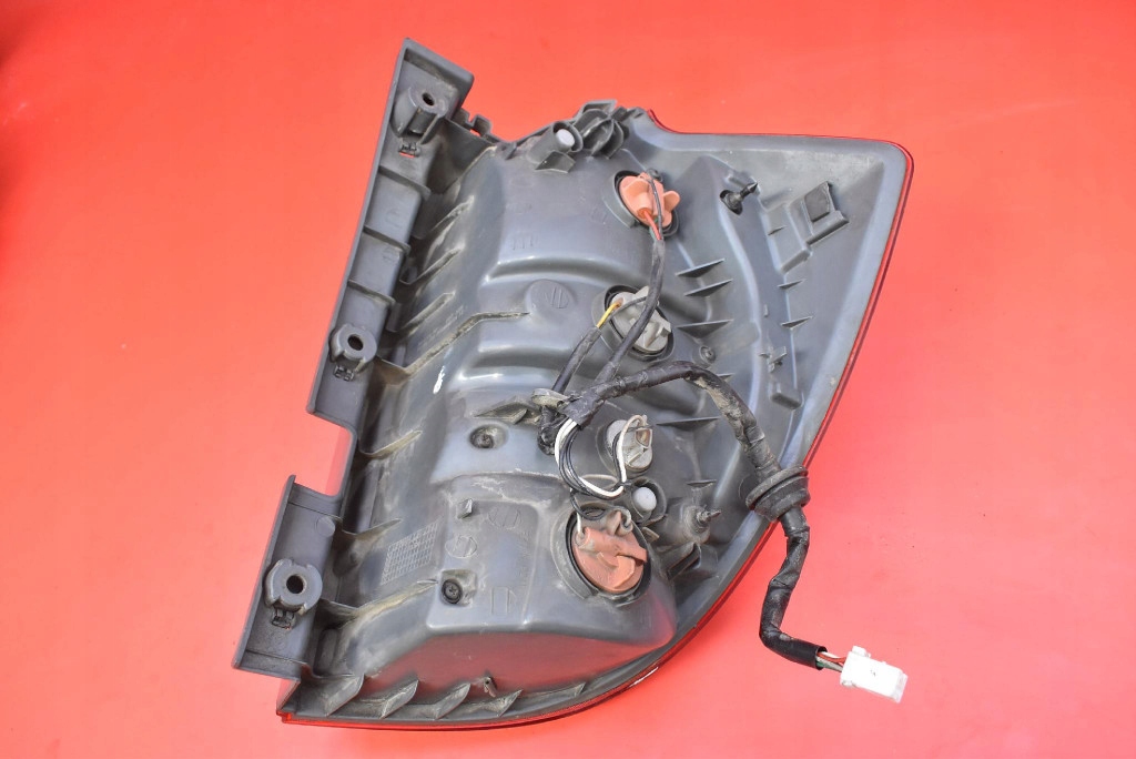 light left rear part rear 92401-1H3 KIA CEED 1 and KOMBI 07-10