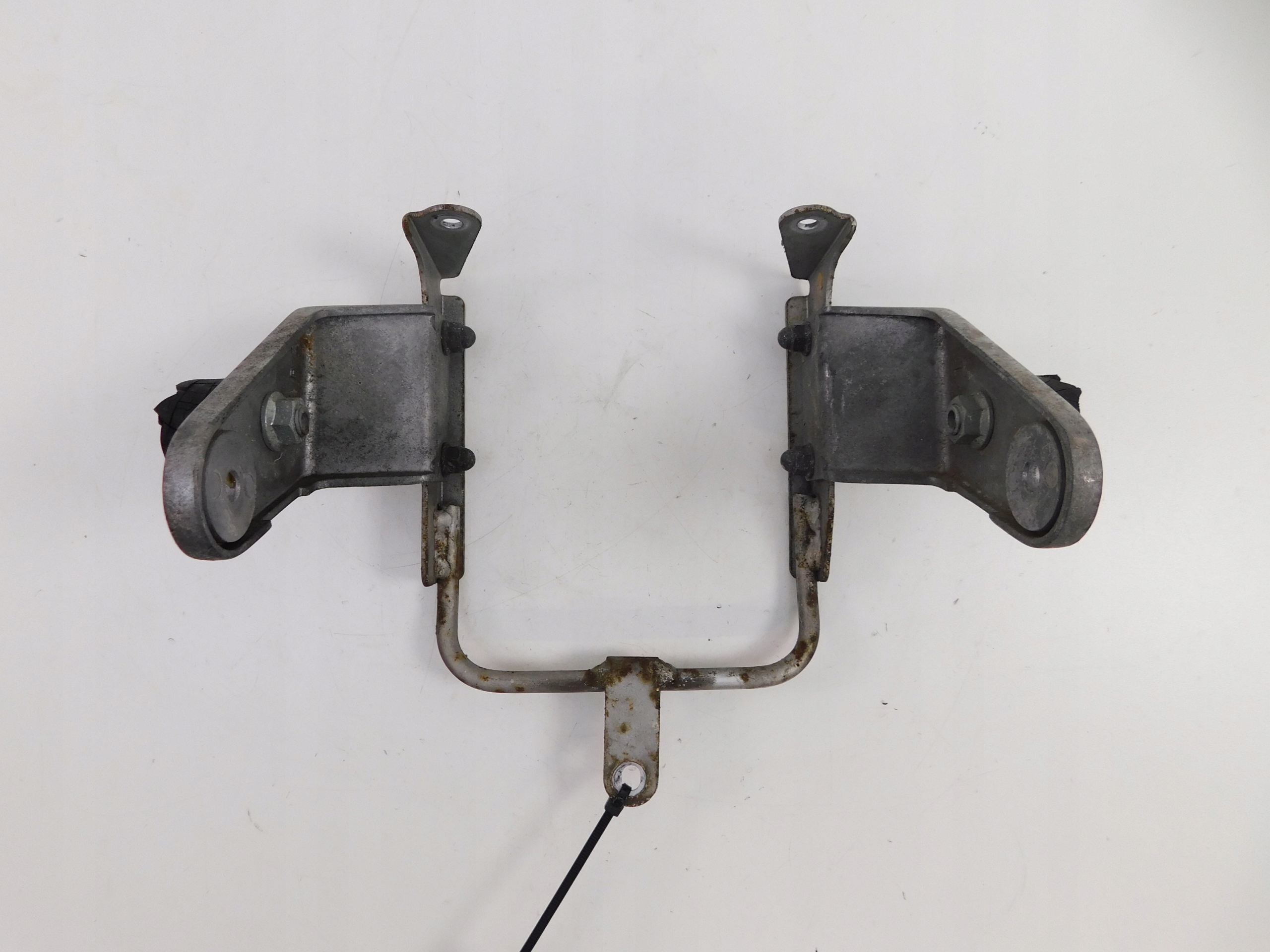 KAWASAKI ZEPHYR 550 ПЕРЕДНЯ РАМА ПЕРЕДНЯ