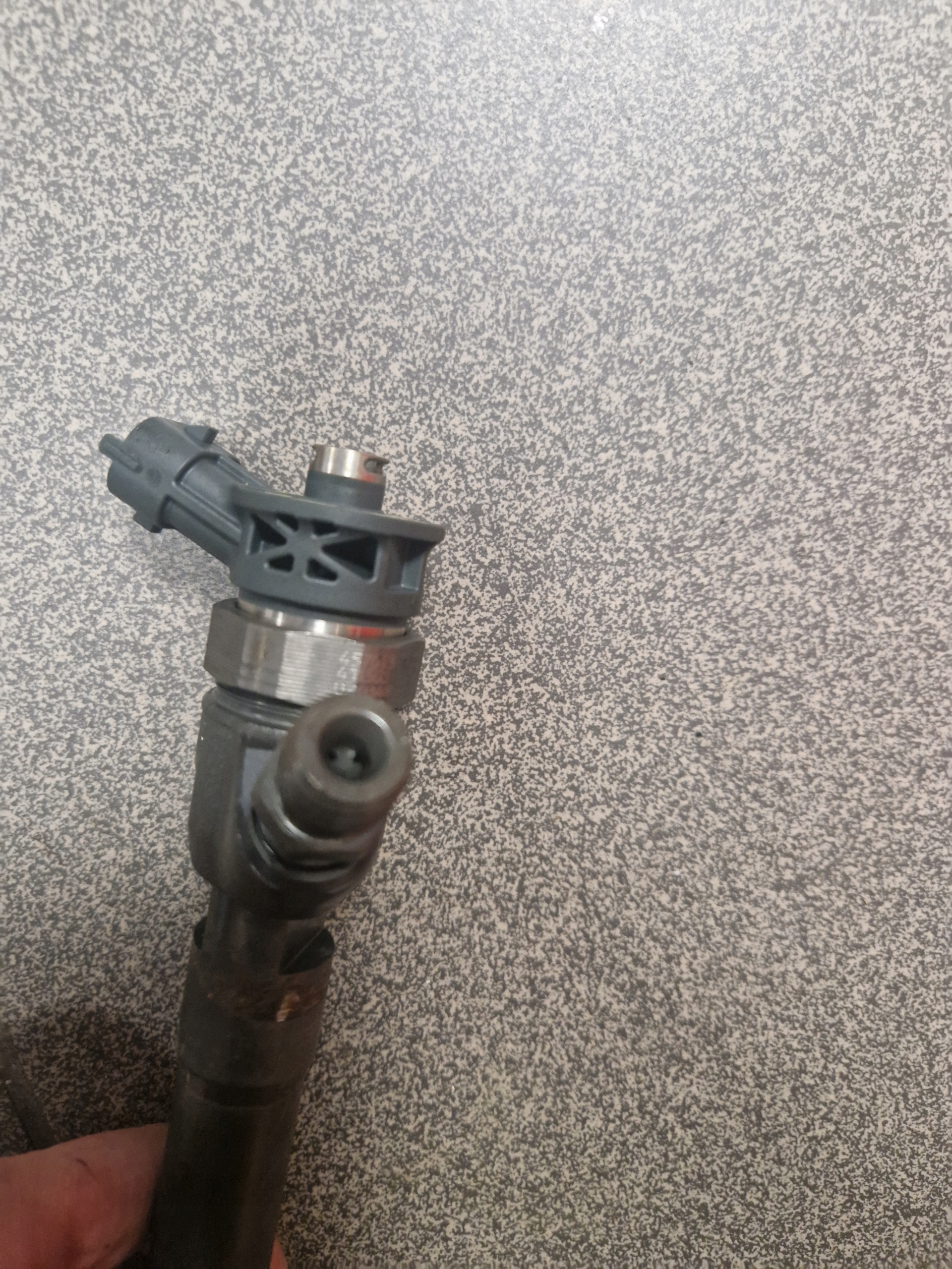 injector nozzle RENAULT TRAFIC III 1,6DCI