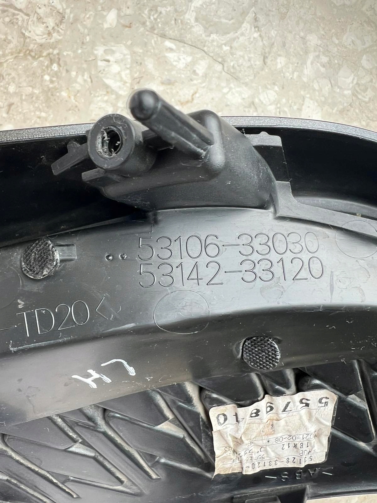 Lexus ES 2021-2024 grid of a bumper left front front 53128-33120
