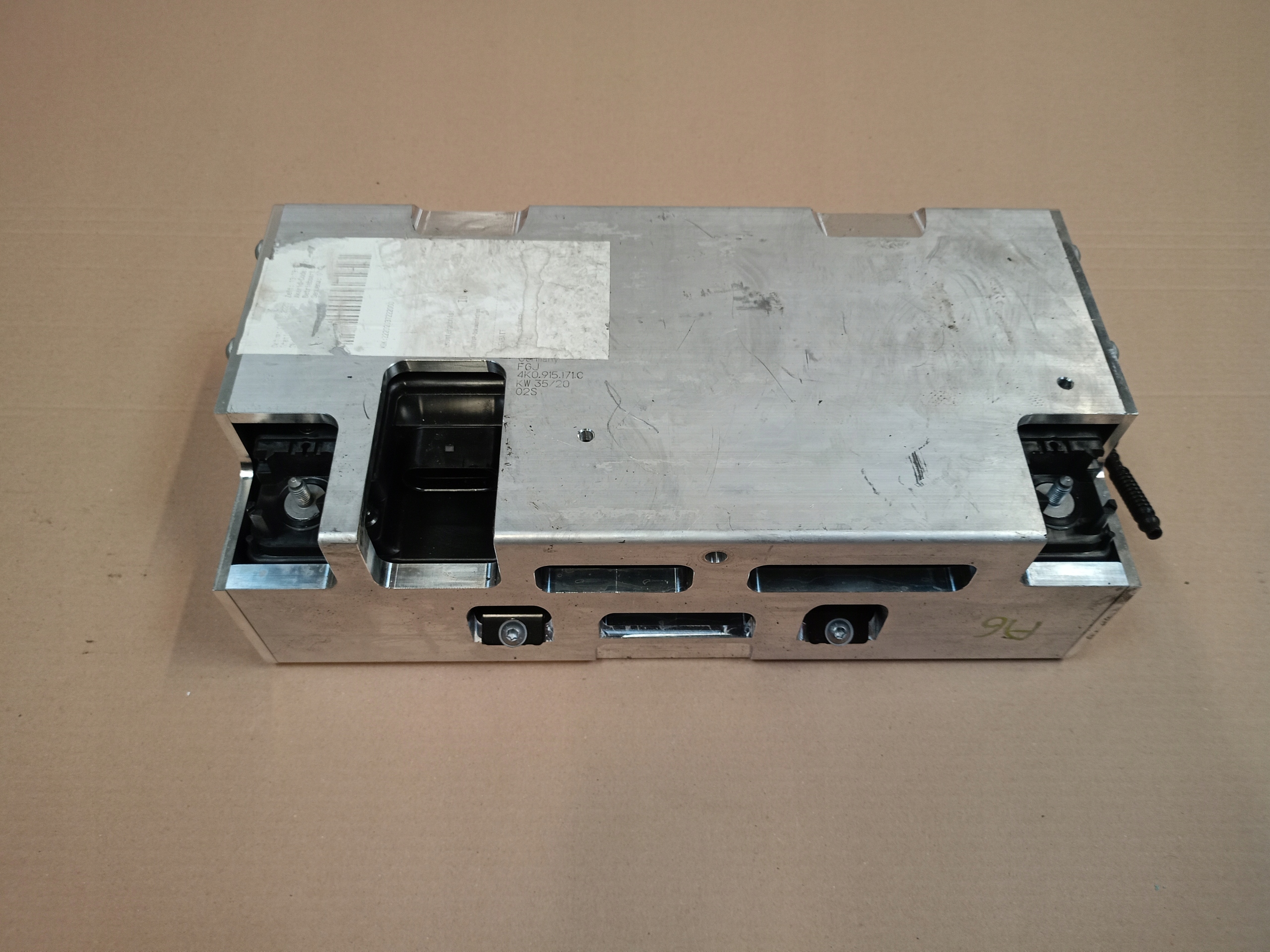 БАТЕРЕЯ АКУМУЛЯТОР00ah AUDI A6 C8k0915431fk0915171c