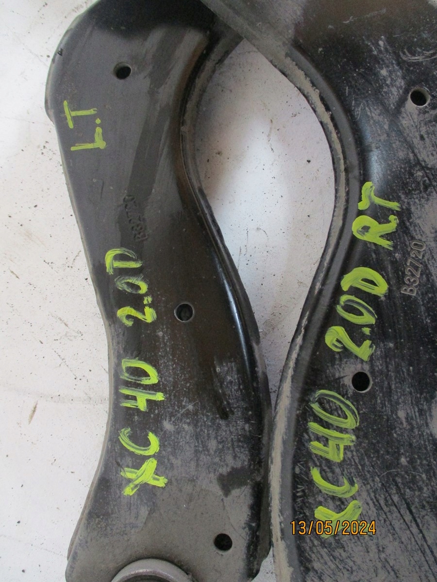 Querlenker Querlenker heck hinten VOLVO XC40 2,0D 32221134