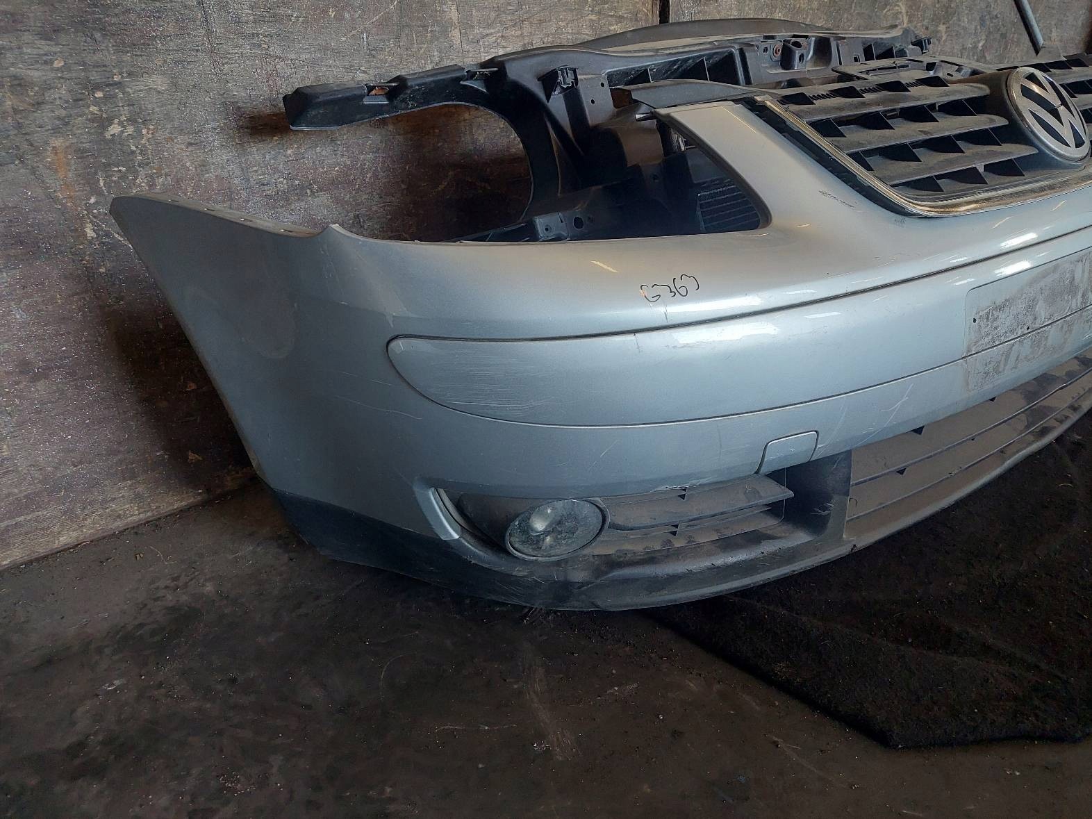 bumper front + support panel for radiators VOLKSWAGEN TOURAN and