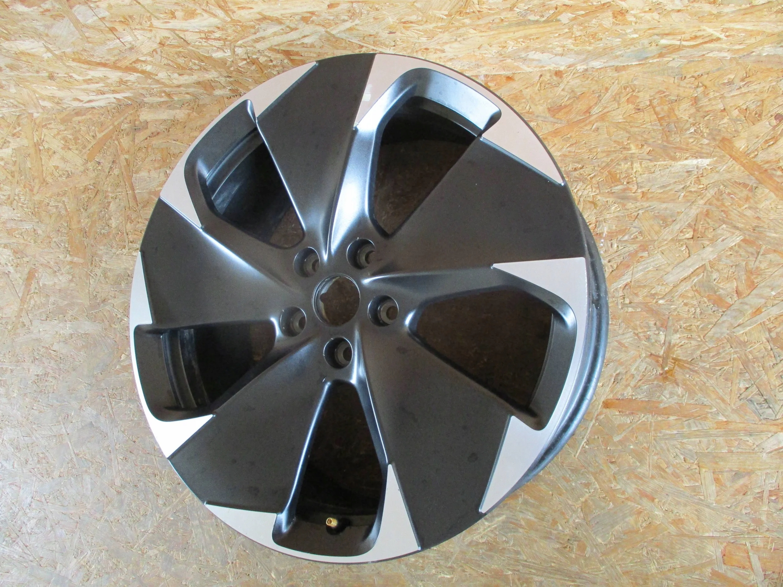 disk hliníkový SEAT CUPRA BORN 7,5Jx19 ET50 5x112