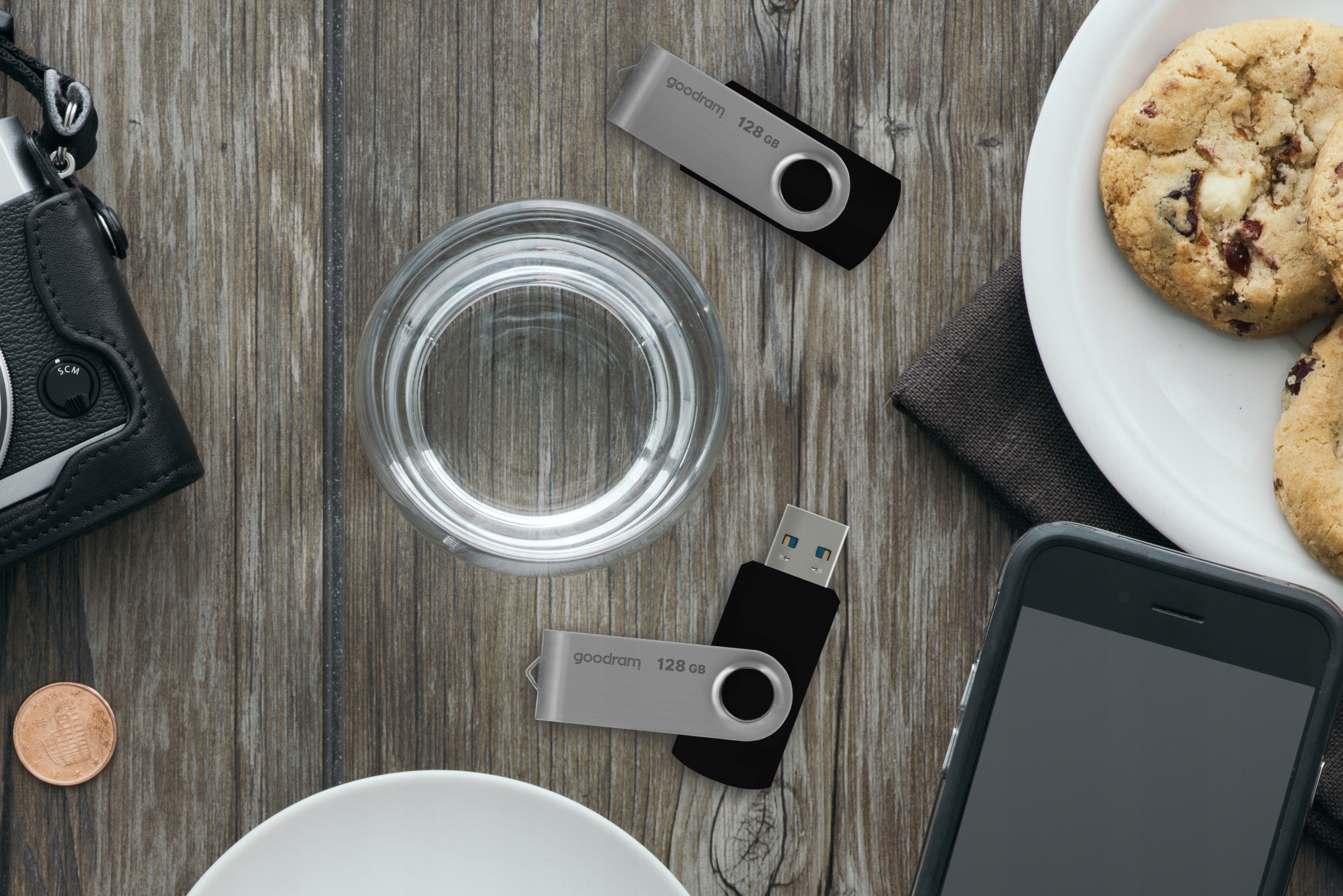 Pendrive GOODRAM 128GB UTS2 USB 2.0 czarny Interfejs USB 2.0