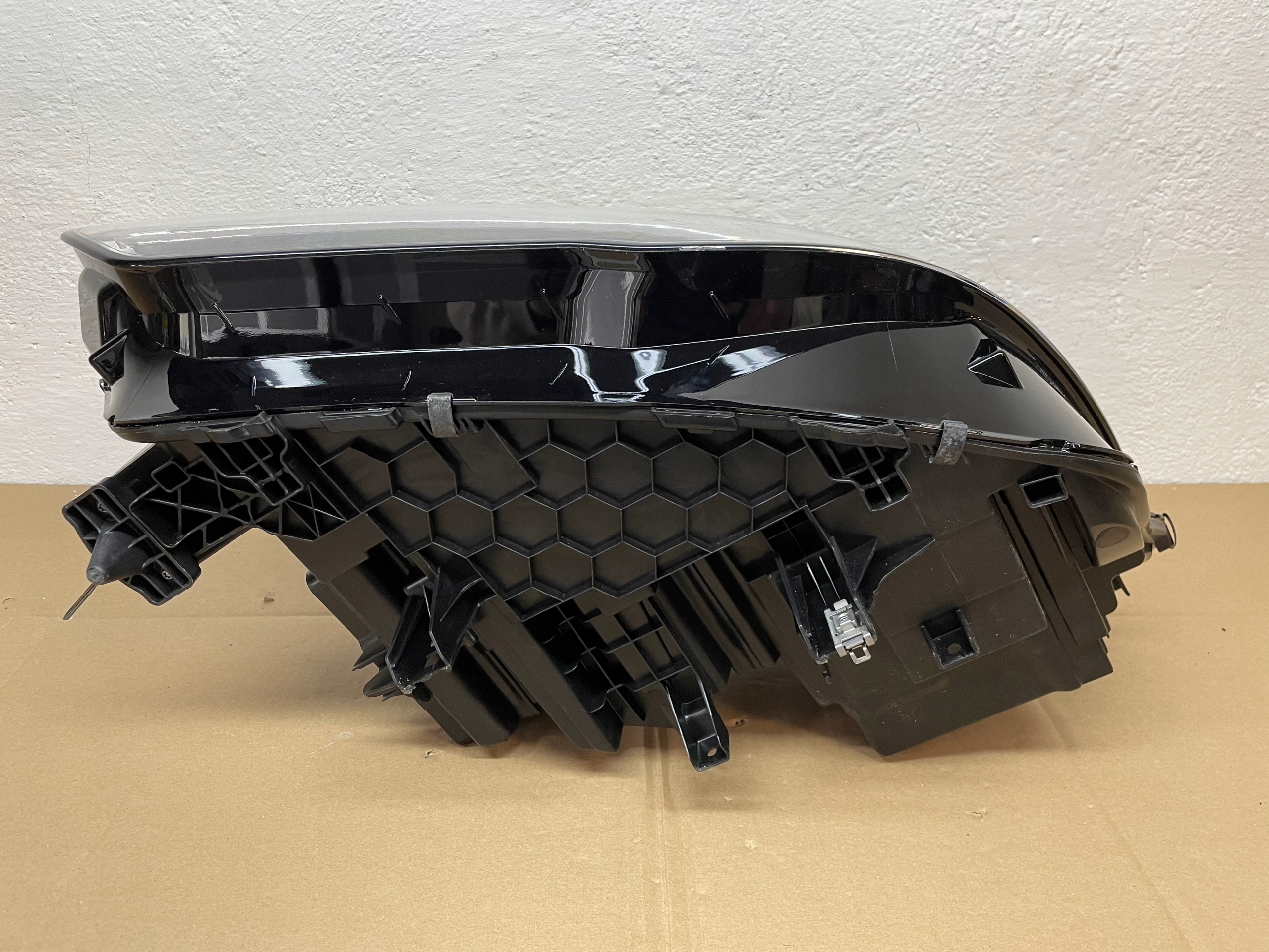 Lampa Lewa BMW X5 G05 Laser Producent części BMW OE