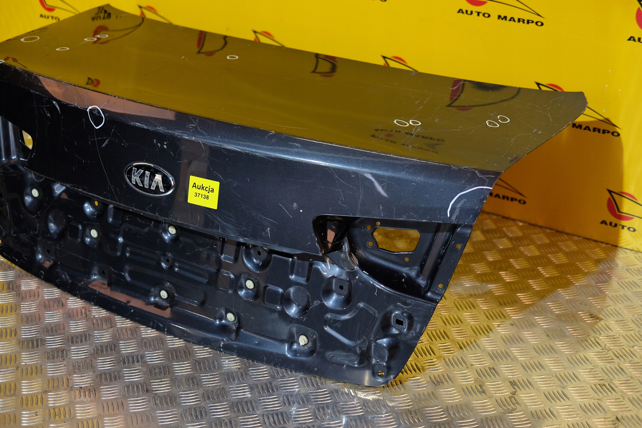 KIA CADENZA LIFT 2014- KLAPA BAGAŻNIKA TYŁ TYLNA Producent części Kia OE