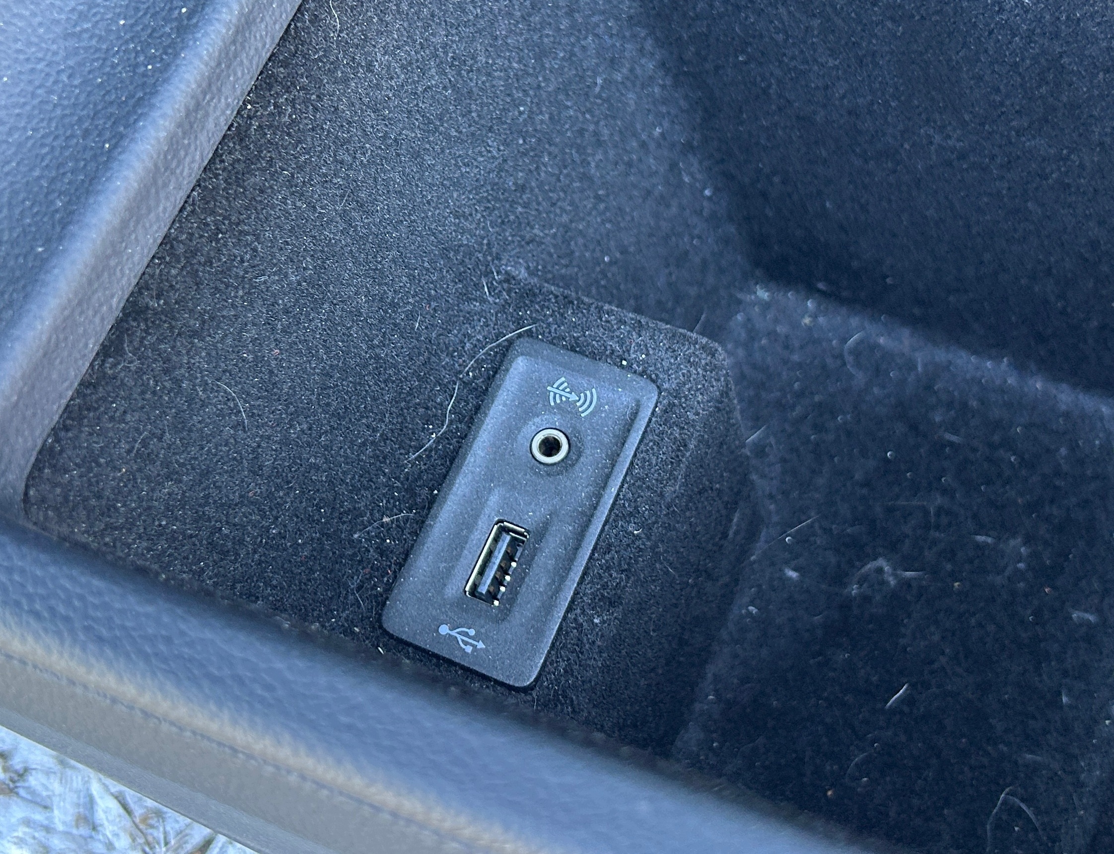 TUNEL central complete KLIMA adapter 230V VW PASSAT B8 14