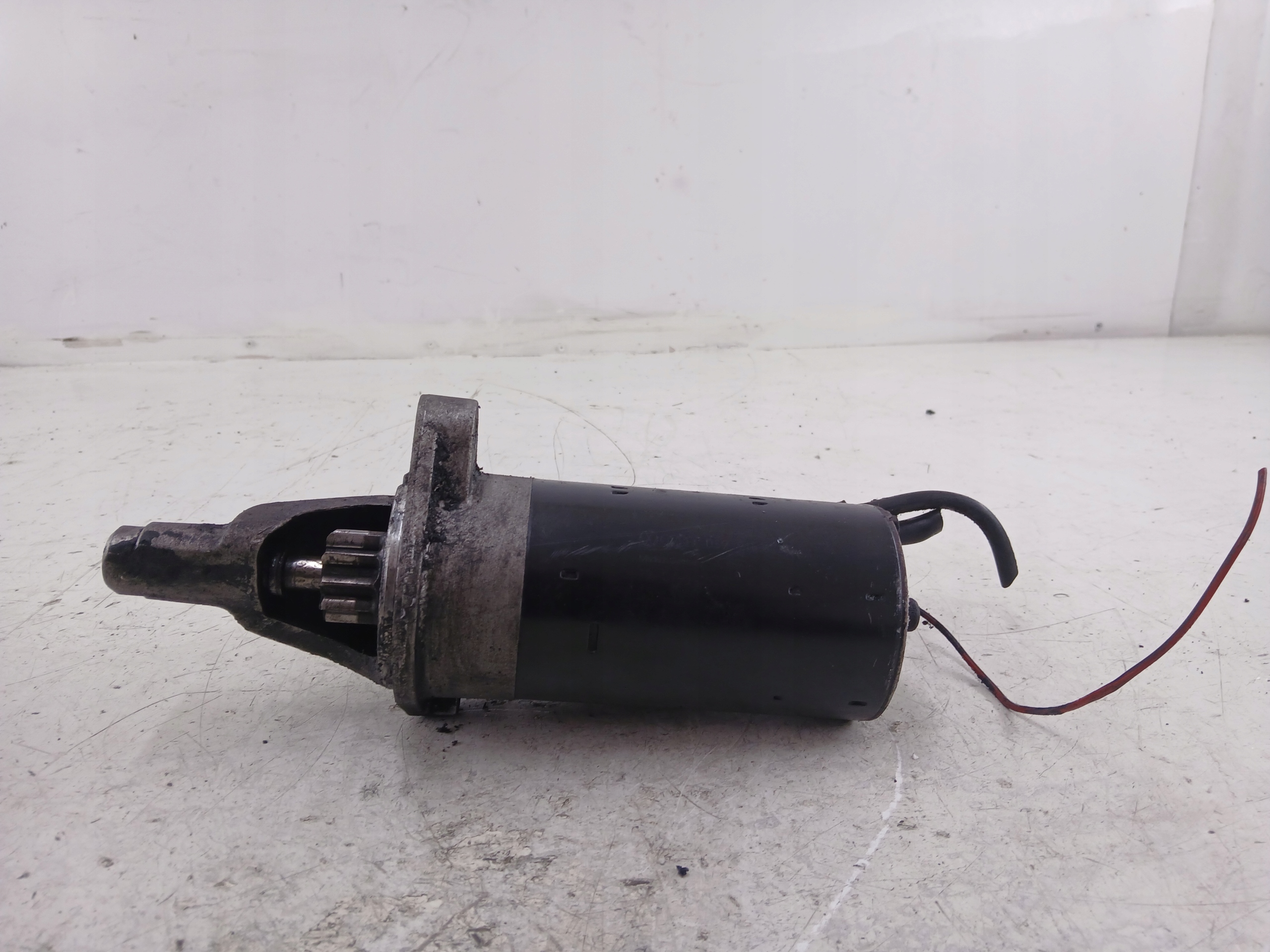 AUDI A6 C5 VW PASSAT B5 2.5 TDI starter 0001109021