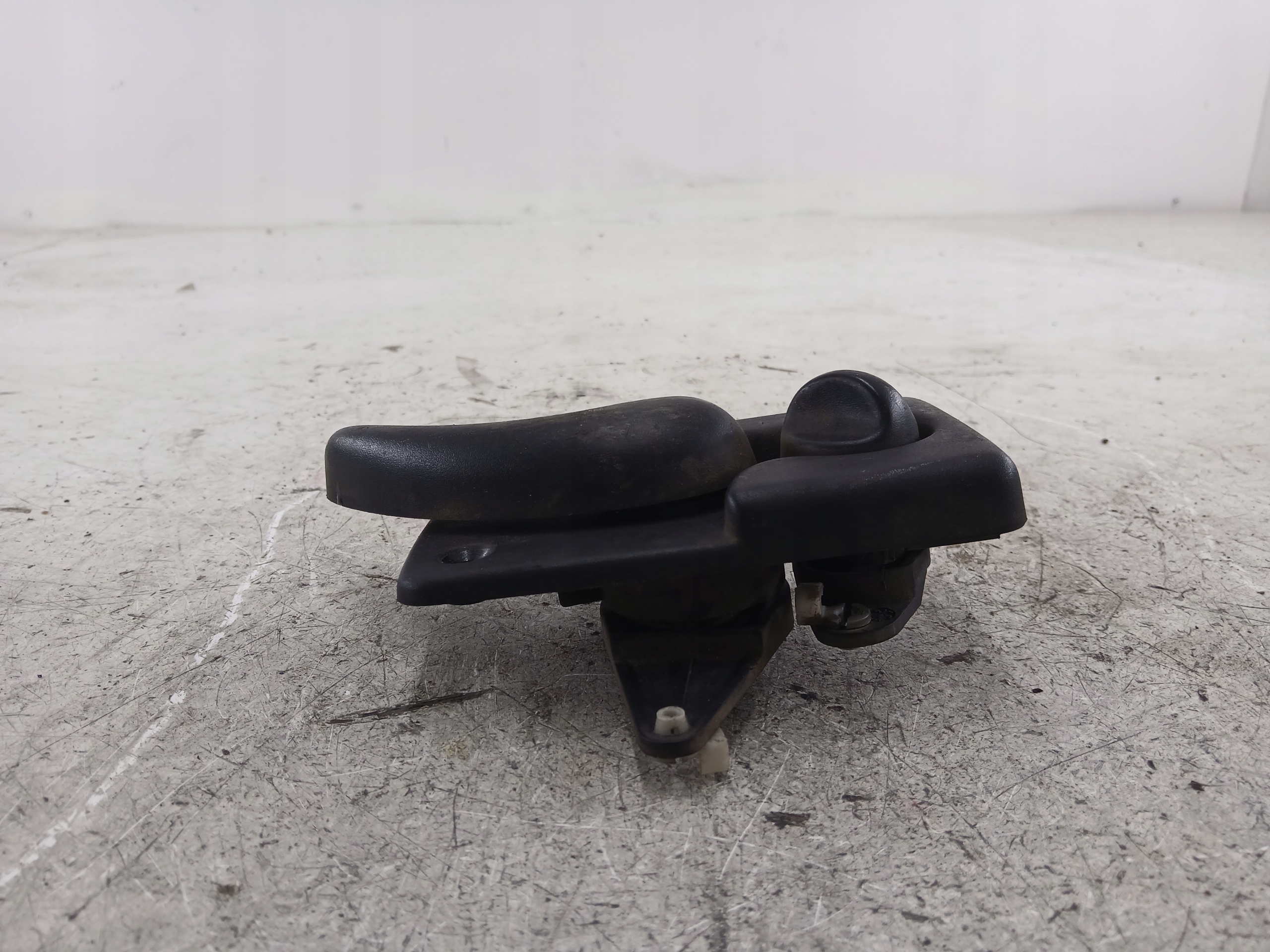 RENAULT MASTER II handle inner right rear part 7700352455AR