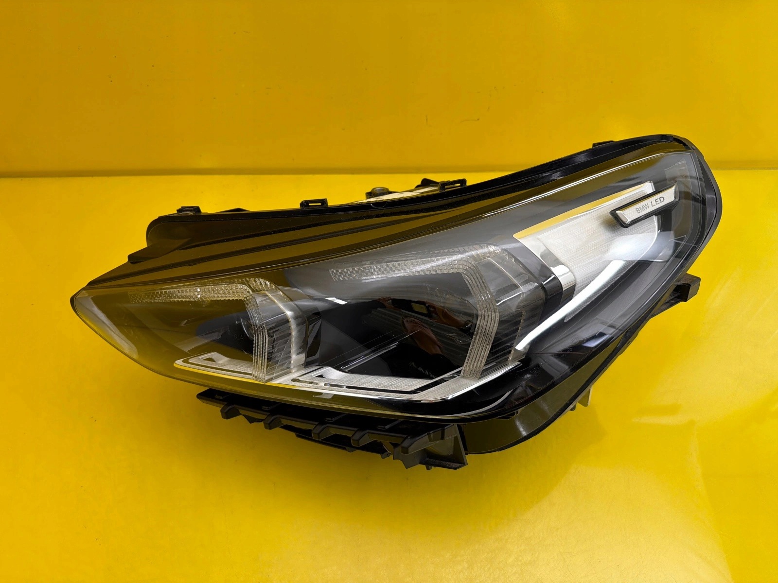 light left BMW X1 U11 2022- Full Led 5A9A227-01