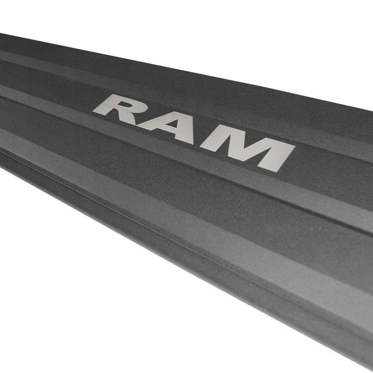 Progi boczne elektryczne rotate OFD RAM 1500 Part number AGGDR1500 19RTF