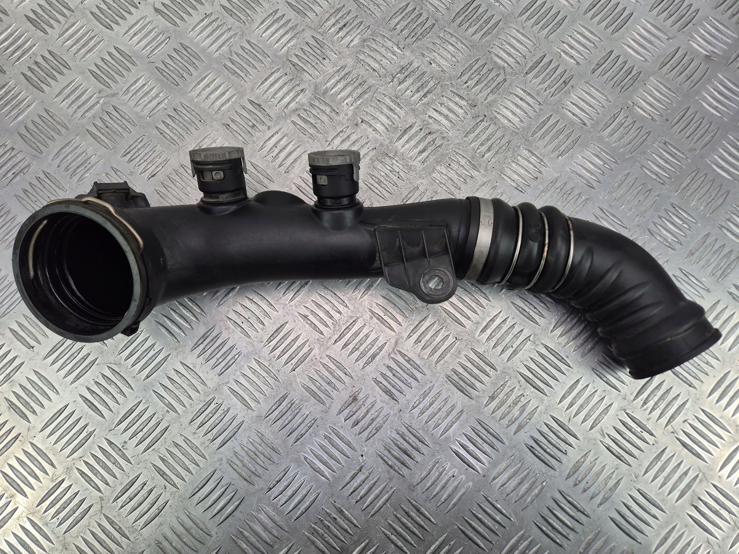 prijenos vakum BMW 3 E90 E91 335i 7556554 N54B30A