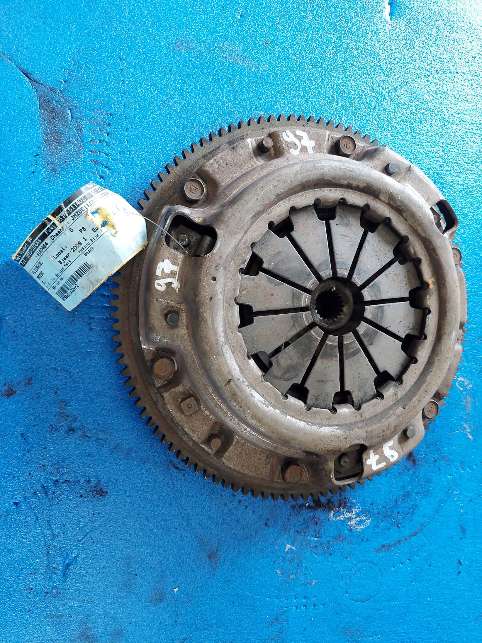 clutch wheel SZTYWNE MAZDA 2009 R 1.3 B ZL27