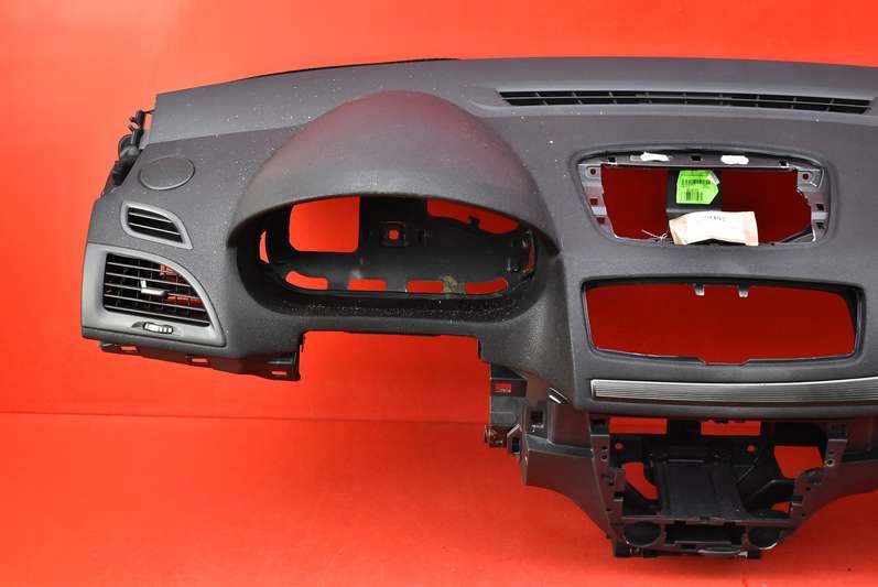 dashboard console cockpit airbag EU 681000021R RENAULT MEGANE 3 III 08-14