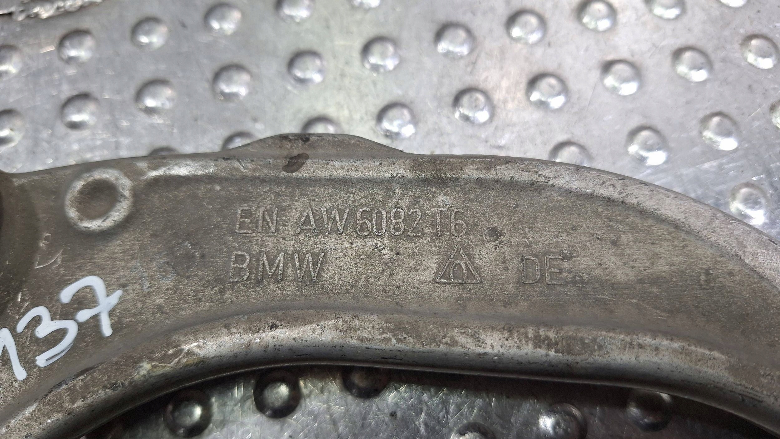 arm right front upper 6776418 BMW X5 E70 X6 E71 F15 F16