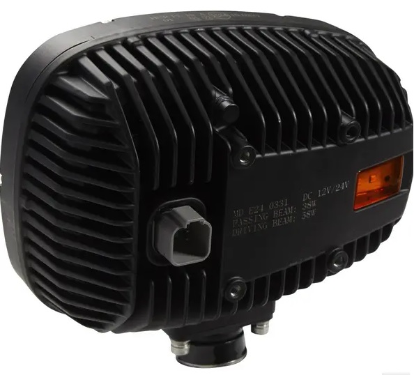 LAMPA PRZEDNIA PRAWA LED KOPARKO-ŁADOWARKI JCB CAT Producent części AM