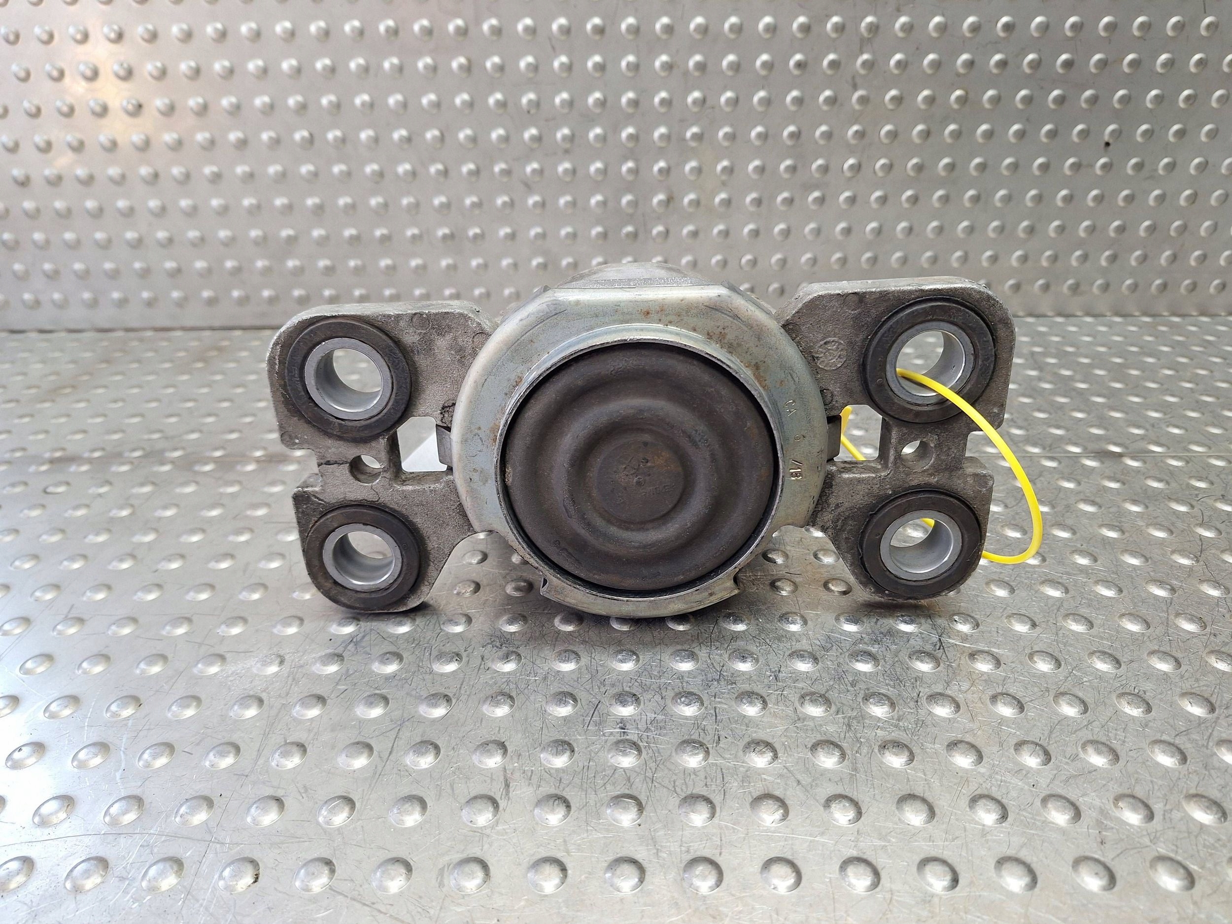 holder engine mount EJ32-7M121-AD RANGE ROVER EVOQUE 2.0D