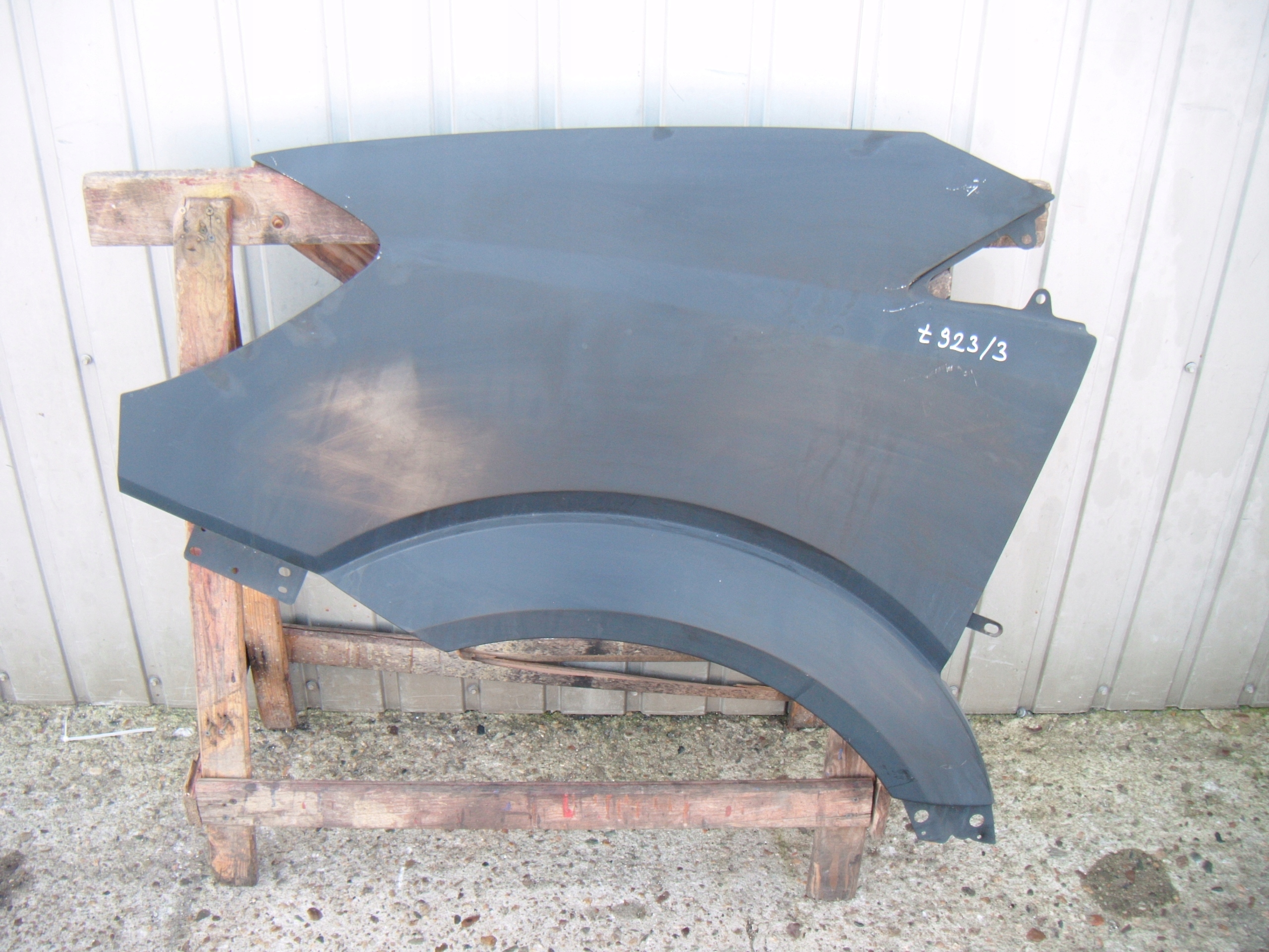 MERCEDES SPRINTER 906 06-13 BŁOTNIK LEWY PRZÓD