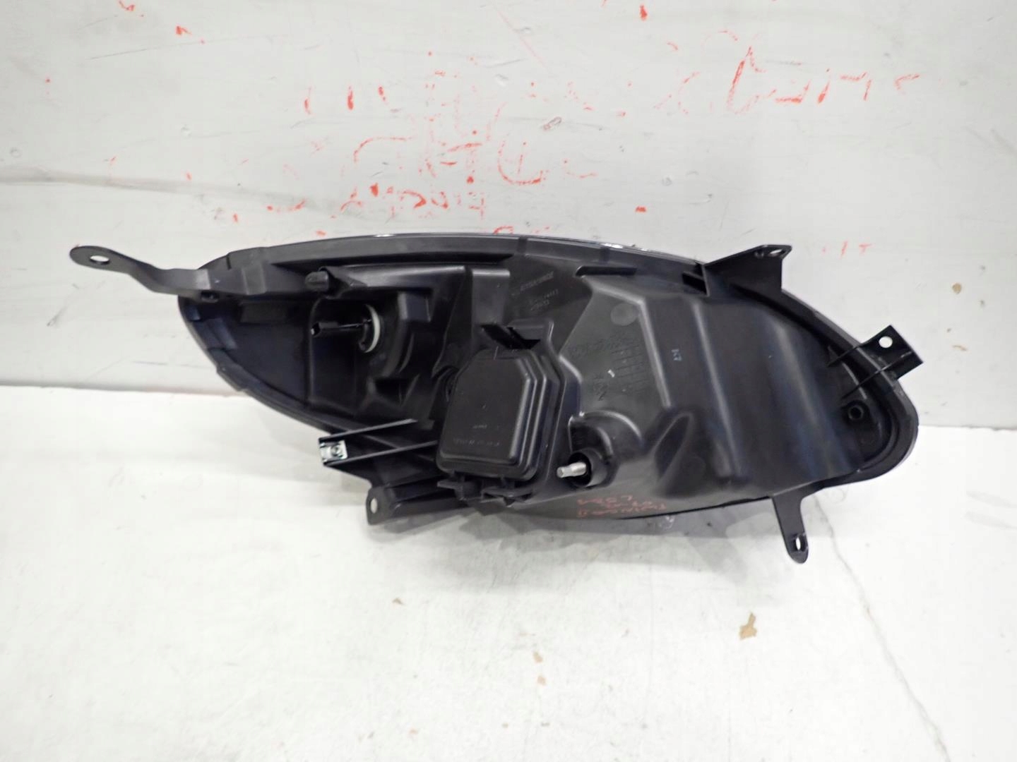 light front front left RENAULT TWINGO II 2007-2012 7701064000