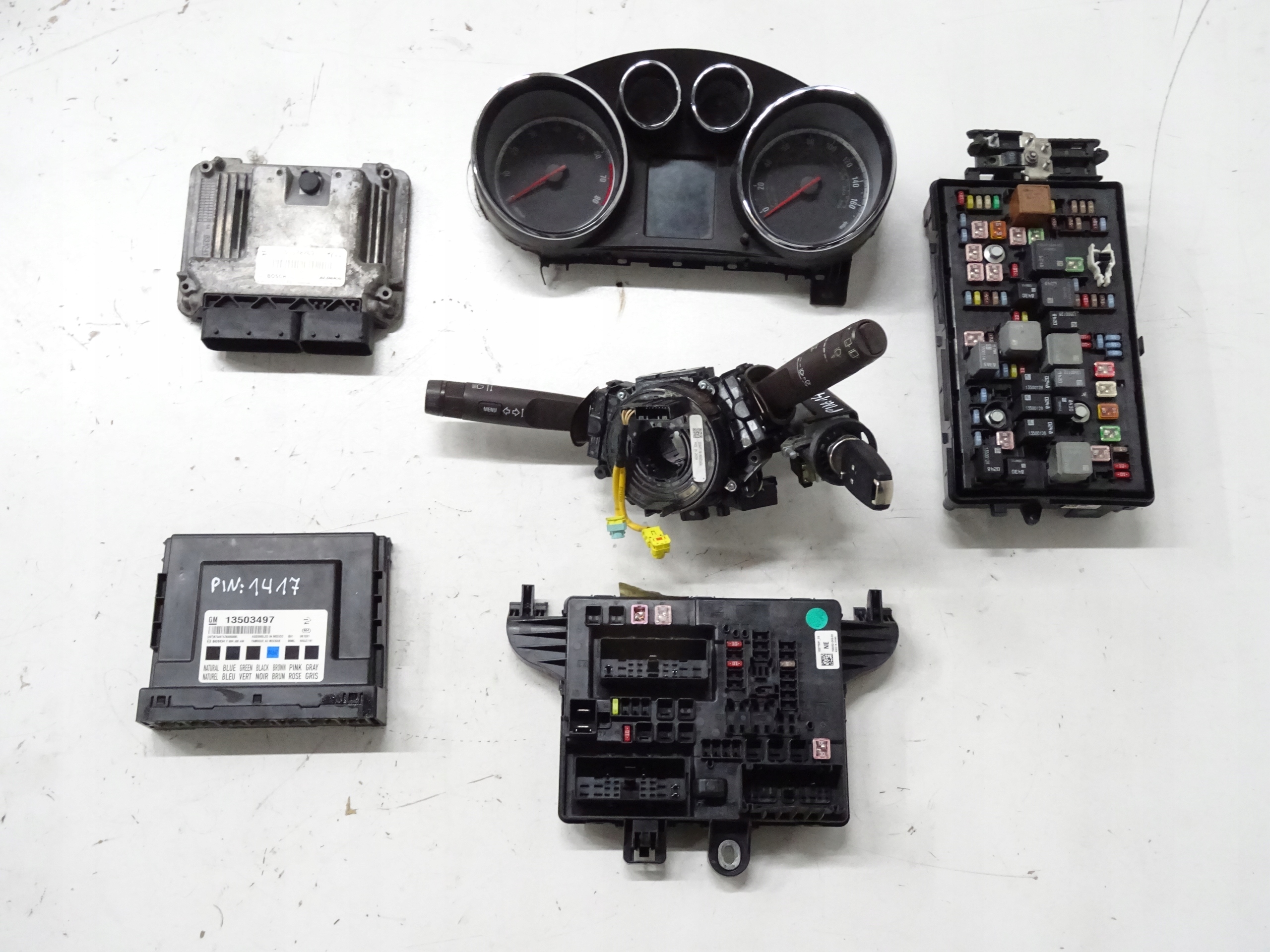 OPEL INSIGNIA A 2.8 V6 ZESTAW STARTOWY STEROWNIK SILNIKA ODPALENIA