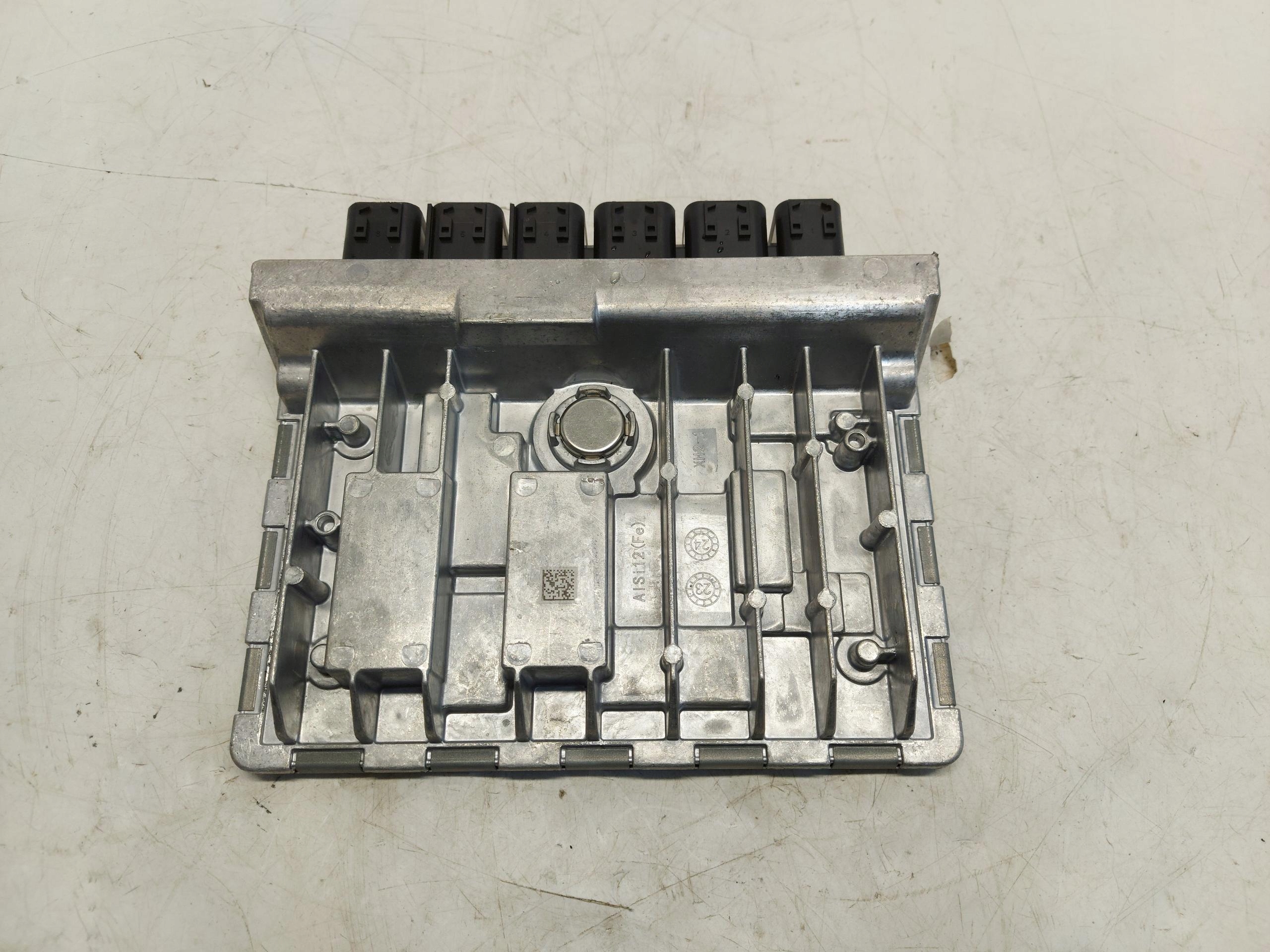 BMW 5 G60 530E x-drive computer control unit of the engine ECU 5A71303