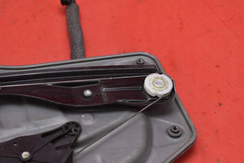 window regulator left rear part 8K0959811A SKODA SUPERB 2 II 08-15